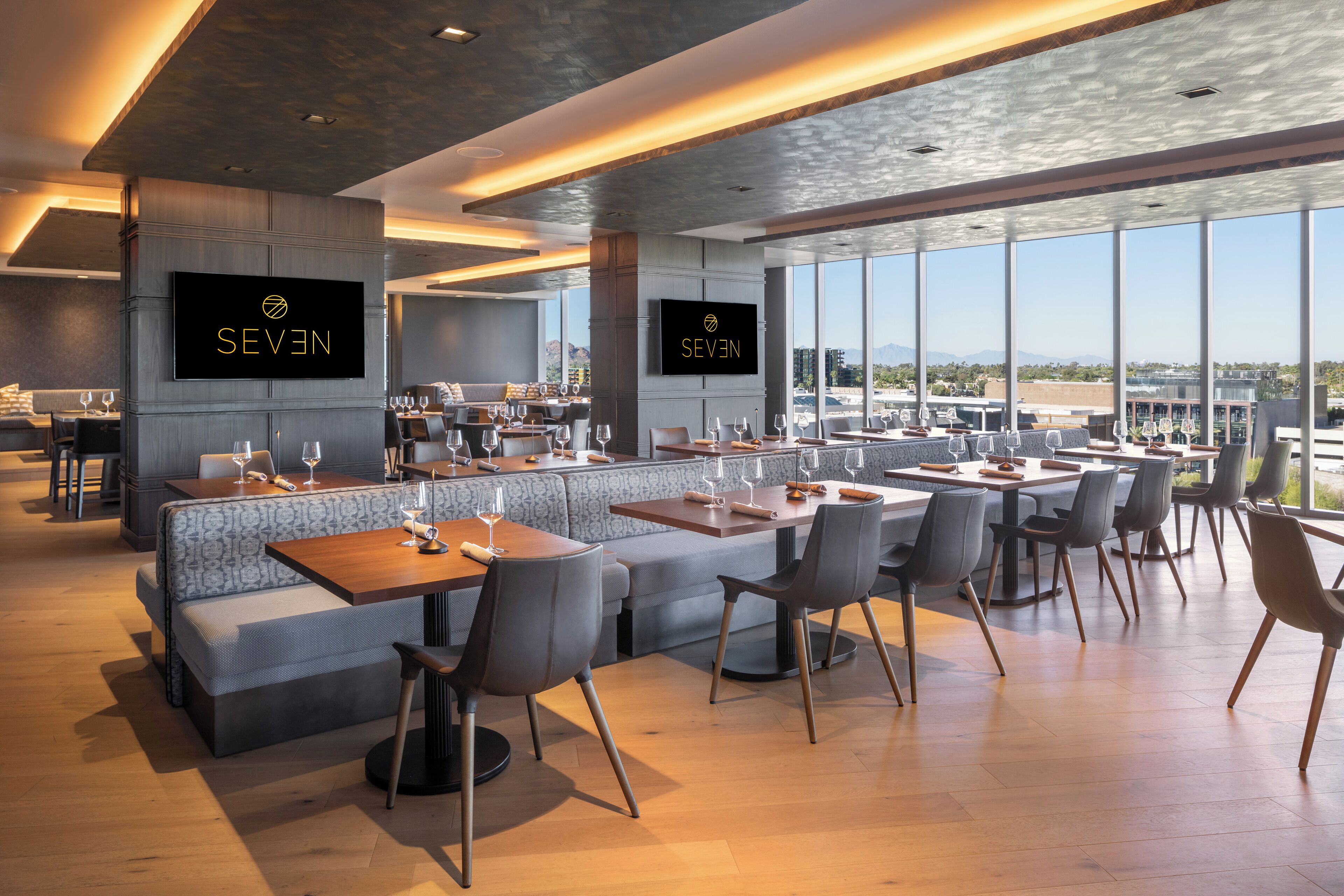 Caesars Republic Scottsdale, a Hilton Hotel