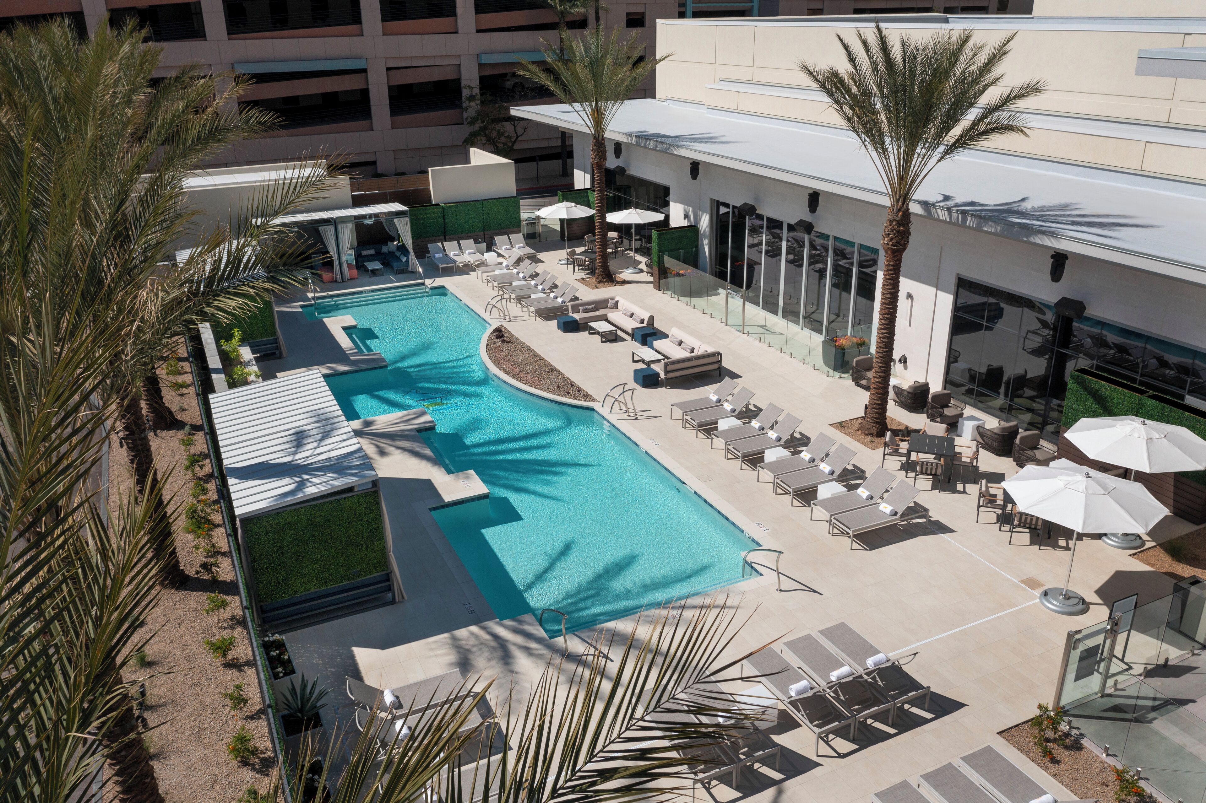 Caesars Republic Scottsdale, a Hilton Hotel