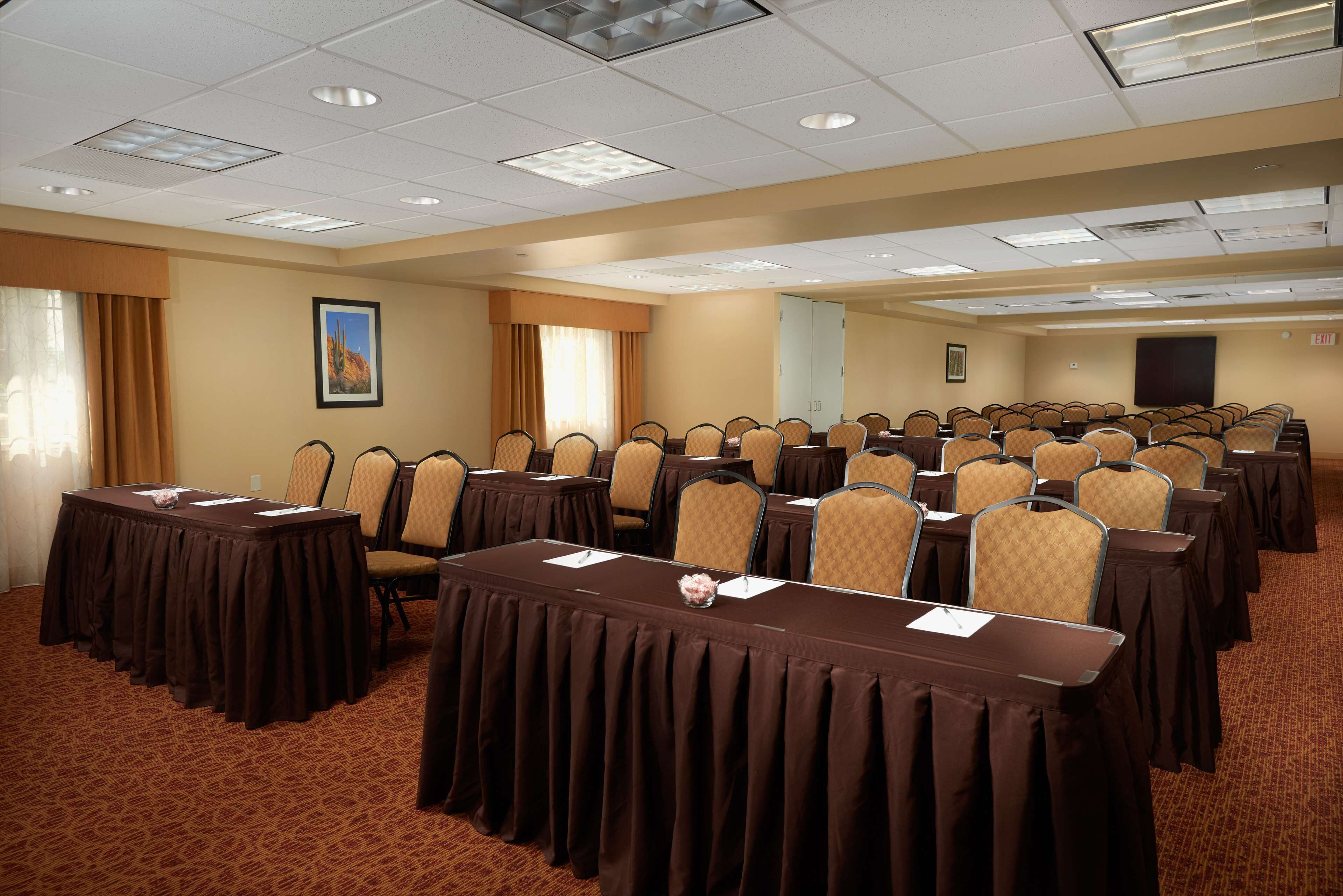 Hampton Inn & Suites Phoenix/Scottsdale Hampton Inn & Suites Phoenix/Scottsdale