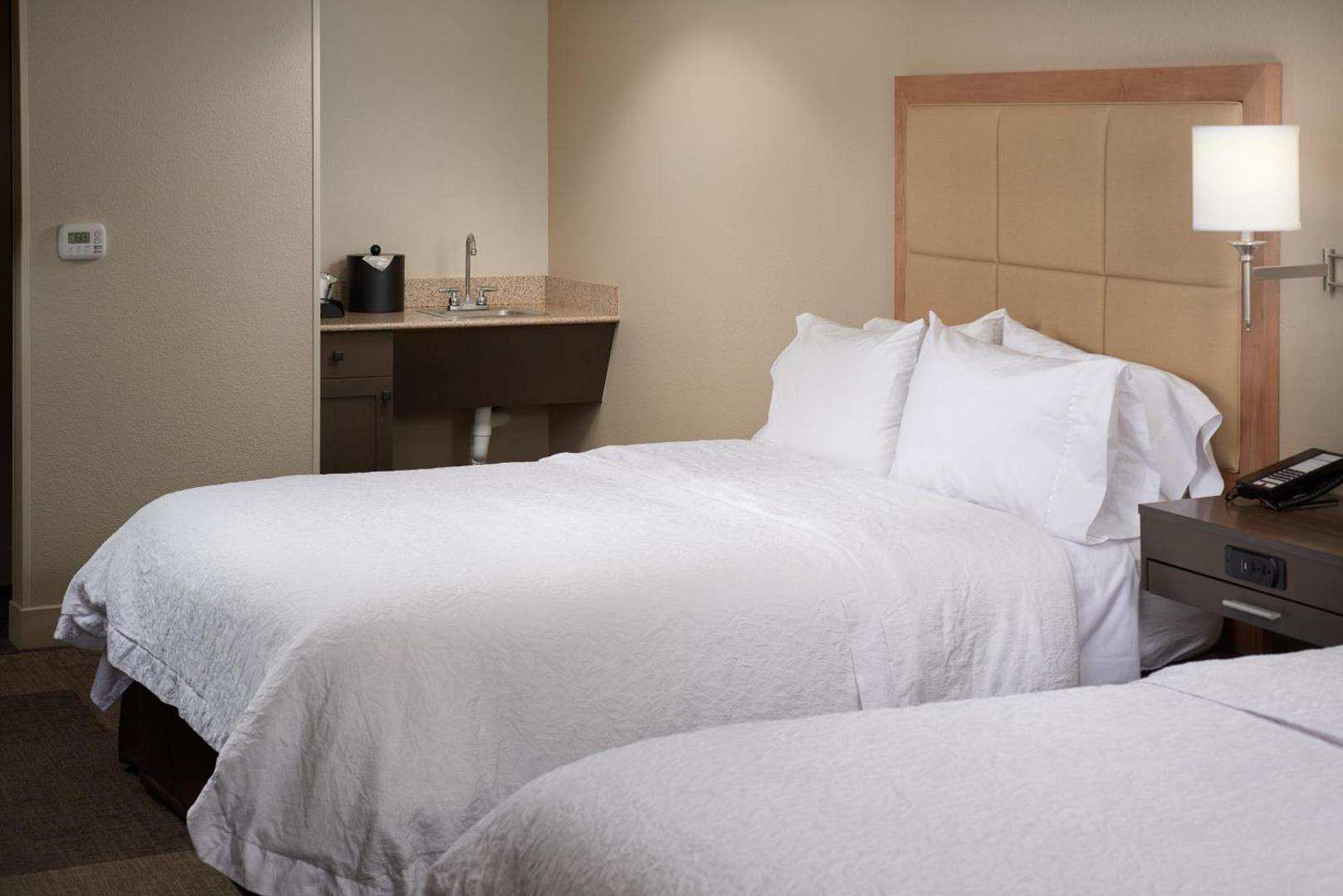 Hampton Inn & Suites Phoenix/Scottsdale Hampton Inn & Suites Phoenix/Scottsdale