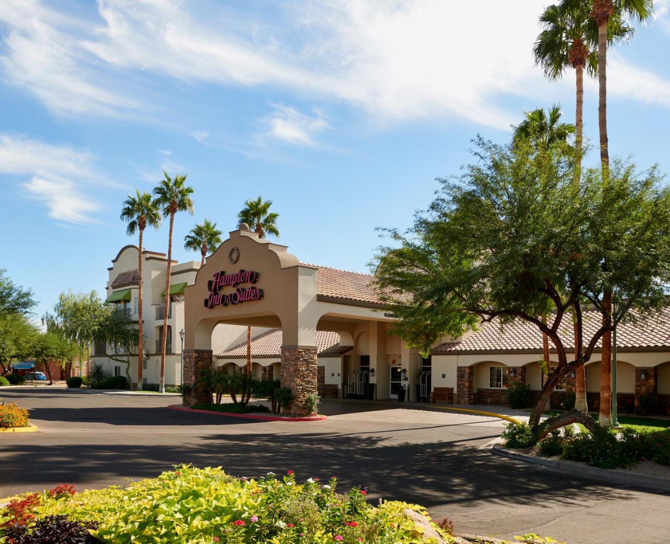 Hampton Inn & Suites Phoenix/Scottsdale Hampton Inn & Suites Phoenix/Scottsdale