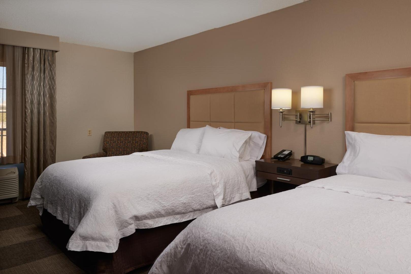 Hampton Inn & Suites Phoenix/Scottsdale Hampton Inn & Suites Phoenix/Scottsdale