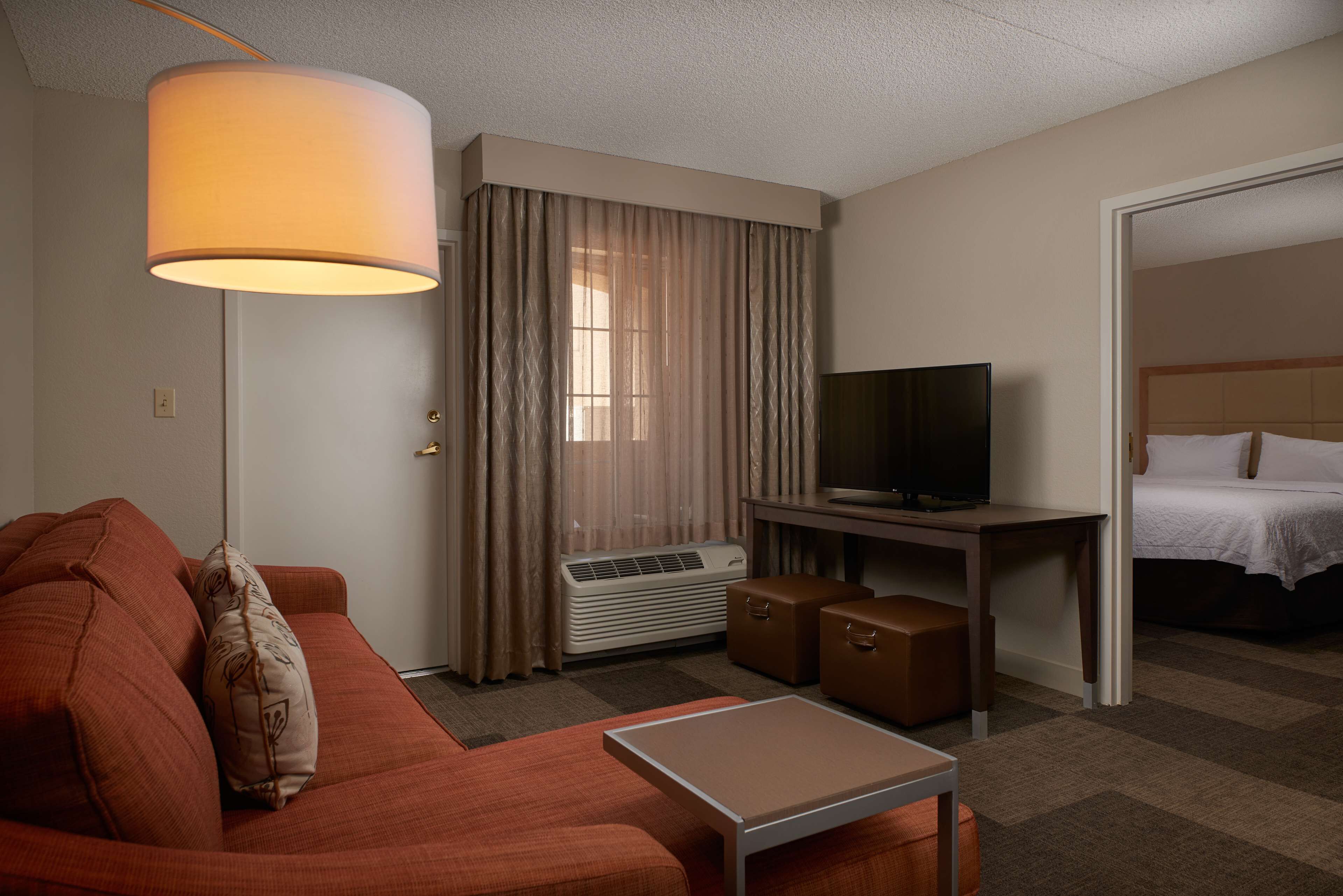 Hampton Inn & Suites Phoenix/Scottsdale Hampton Inn & Suites Phoenix/Scottsdale