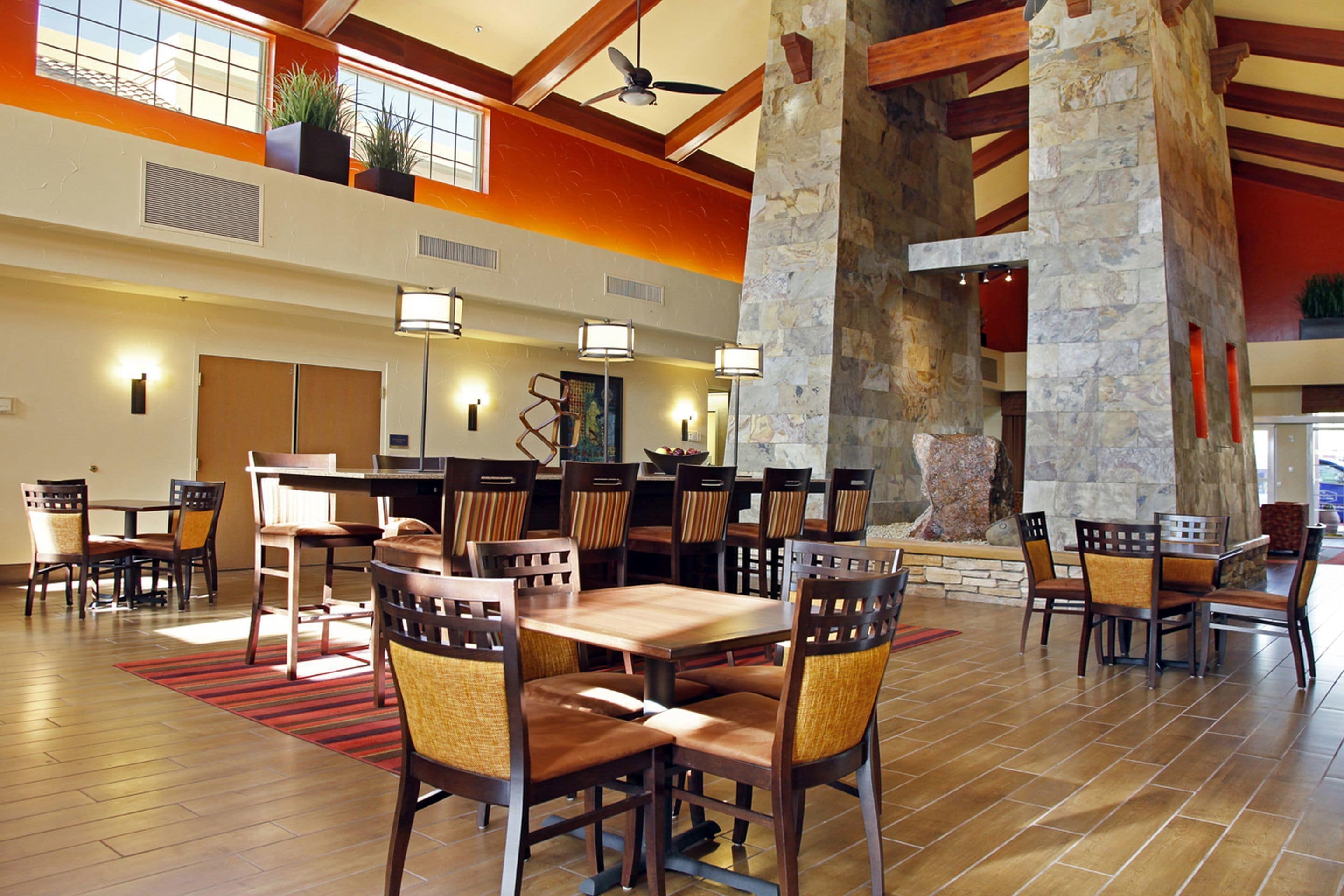 Hampton Inn & Suites Phoenix/Scottsdale Hampton Inn & Suites Phoenix/Scottsdale