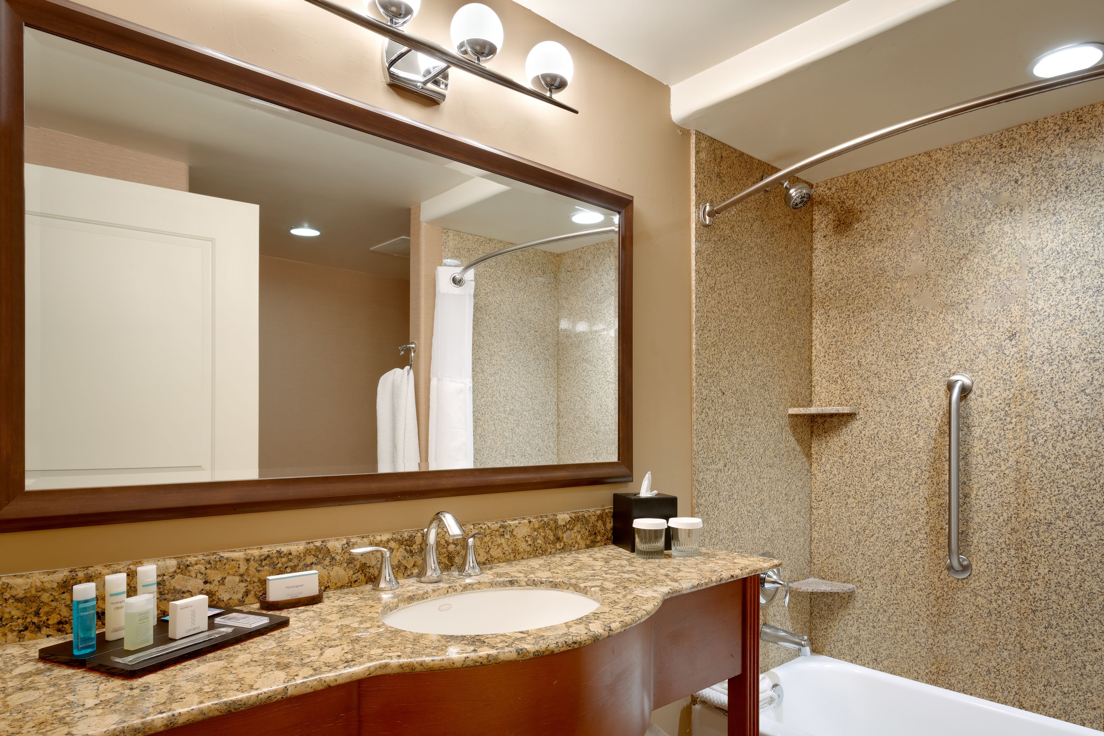 Embassy Suites by Hilton Tucson Paloma Village Embassy Suites by Hilton Tucson Paloma Village