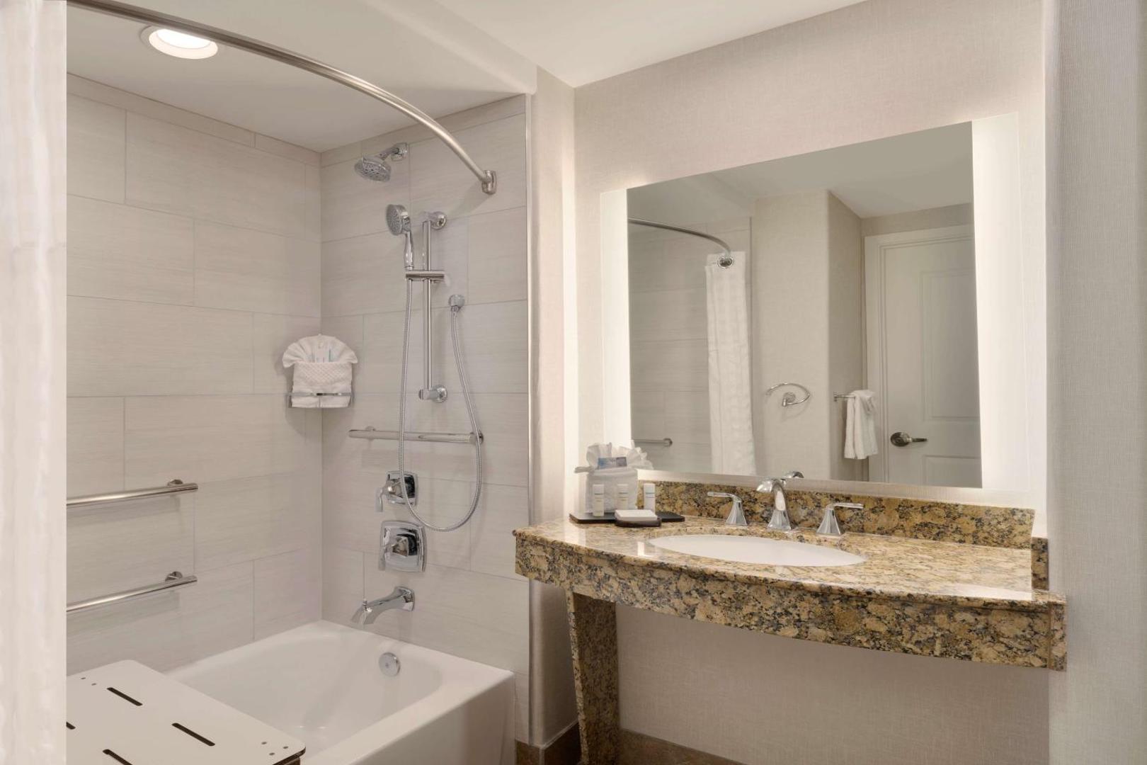 Embassy Suites by Hilton Tucson Paloma Village Embassy Suites by Hilton Tucson Paloma Village