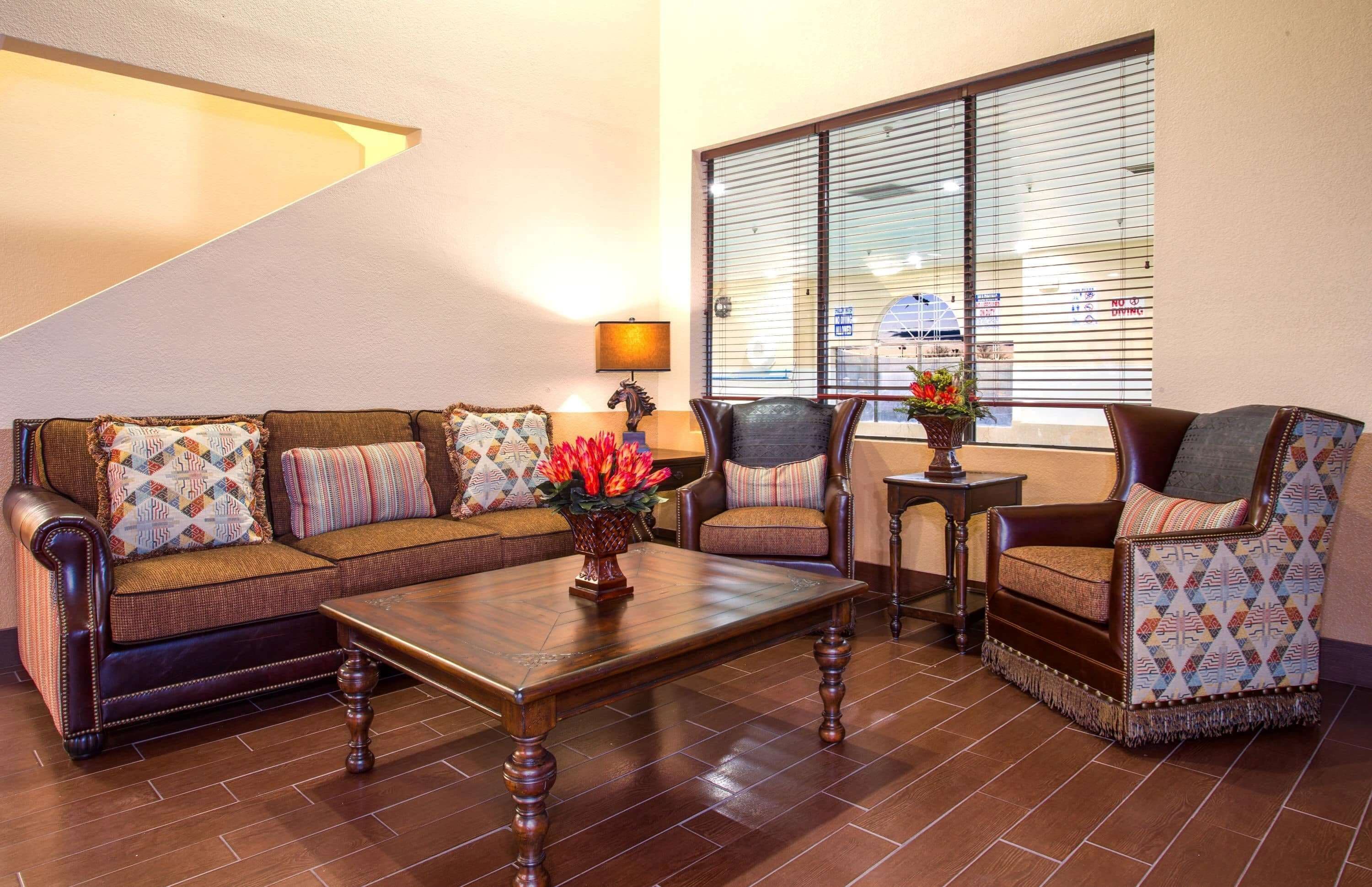 Howard Johnson by Wyndham Williams Howard Johnson by Wyndham Williams