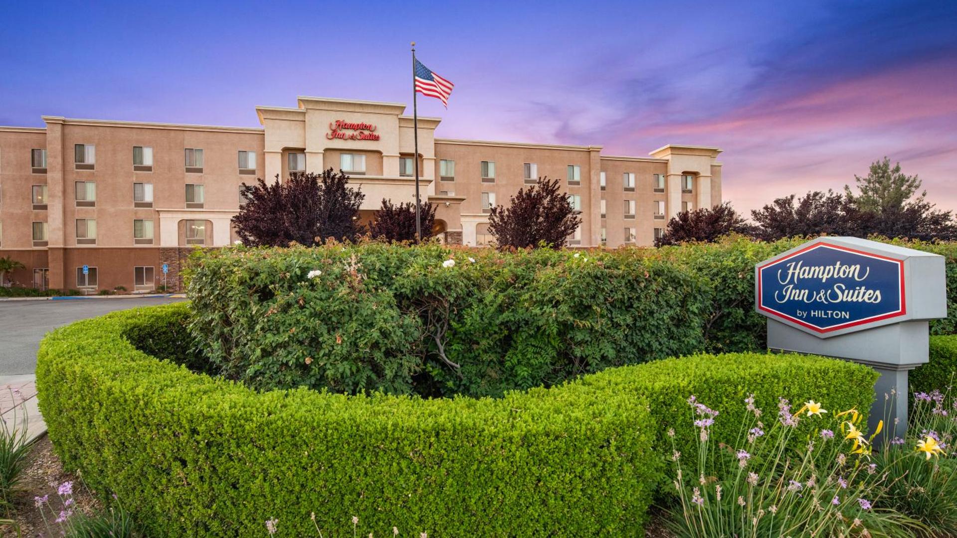 Hampton Inn & Suites Banning-Beaumont Hampton Inn & Suites Banning-Beaumont