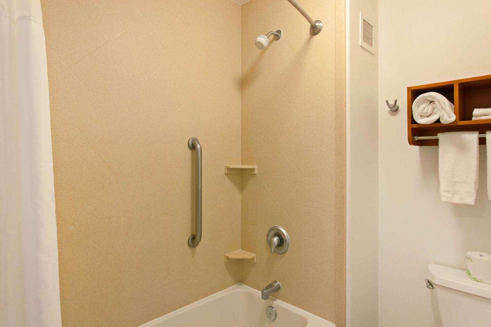 Hampton Inn & Suites Clovis Hampton Inn & Suites Clovis