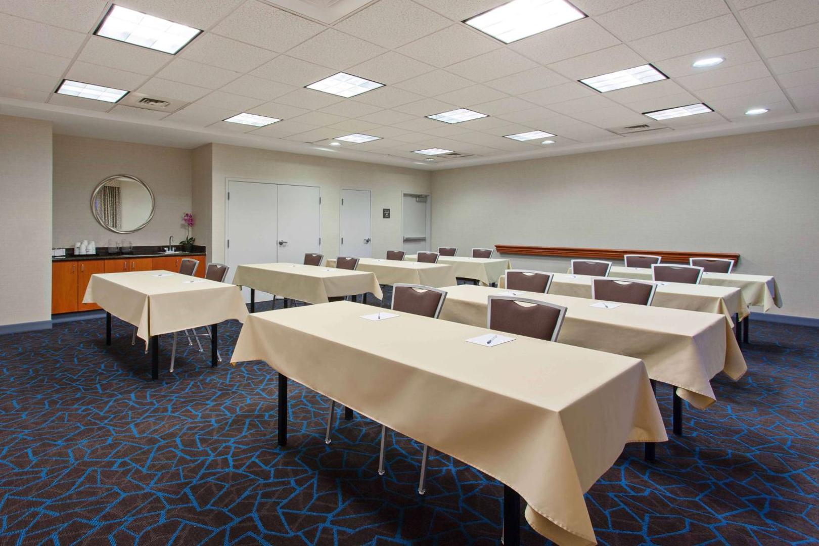 Hampton Inn & Suites Clovis Hampton Inn & Suites Clovis