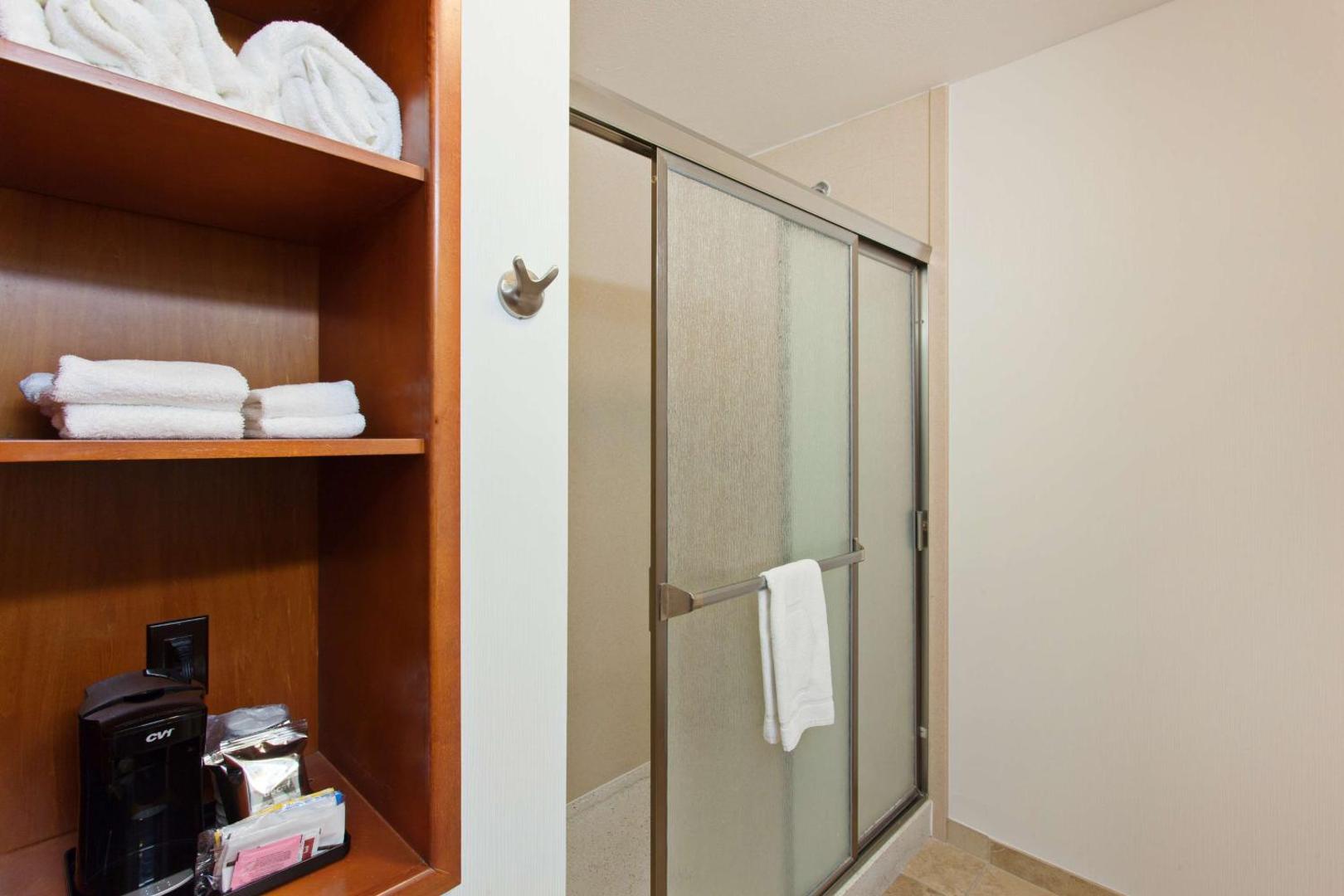 Hampton Inn & Suites Clovis Hampton Inn & Suites Clovis