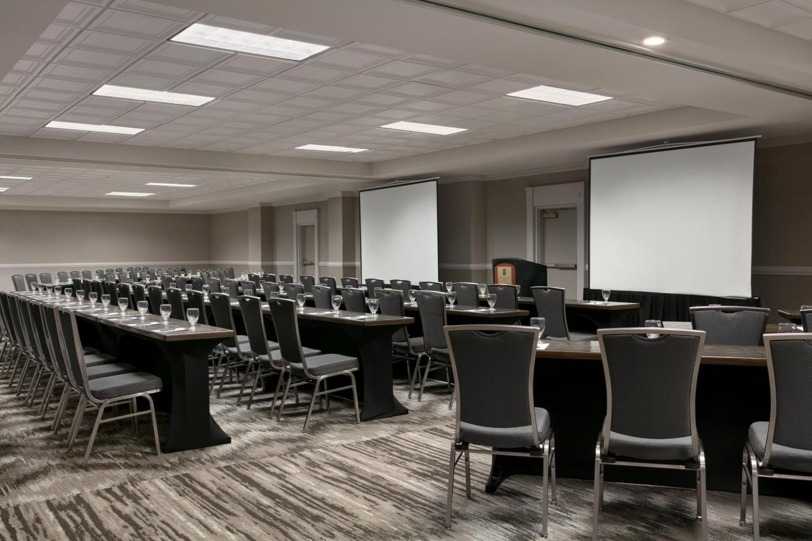 Embassy Suites by Hilton Los Angeles Downey Embassy Suites by Hilton Los Angeles Downey