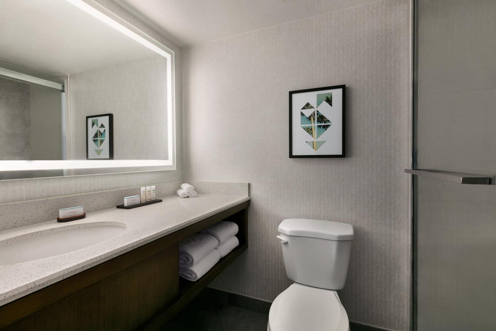 Embassy Suites by Hilton Los Angeles Downey Embassy Suites by Hilton Los Angeles Downey