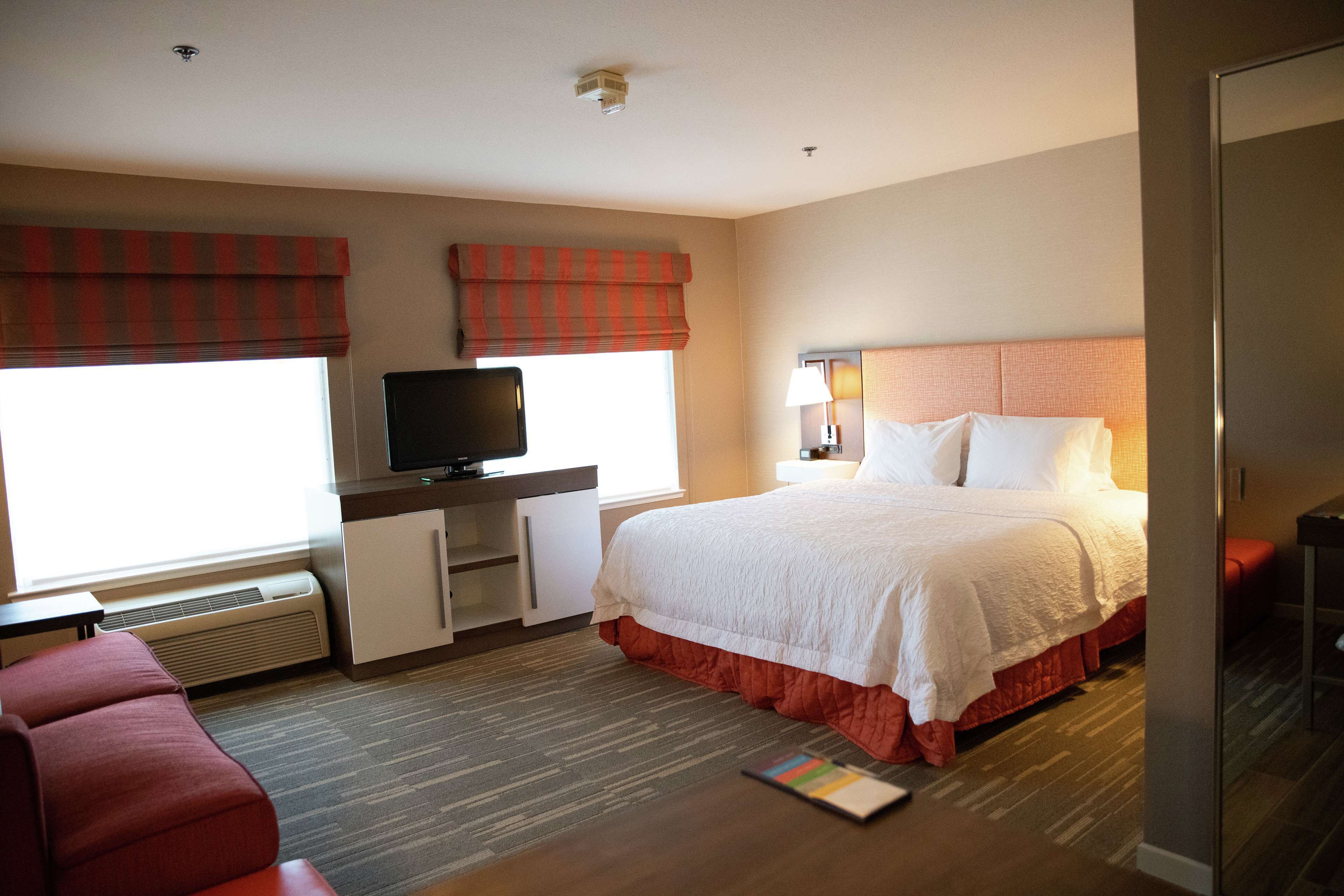 Hampton Inn & Suites Fresno Hampton Inn & Suites Fresno