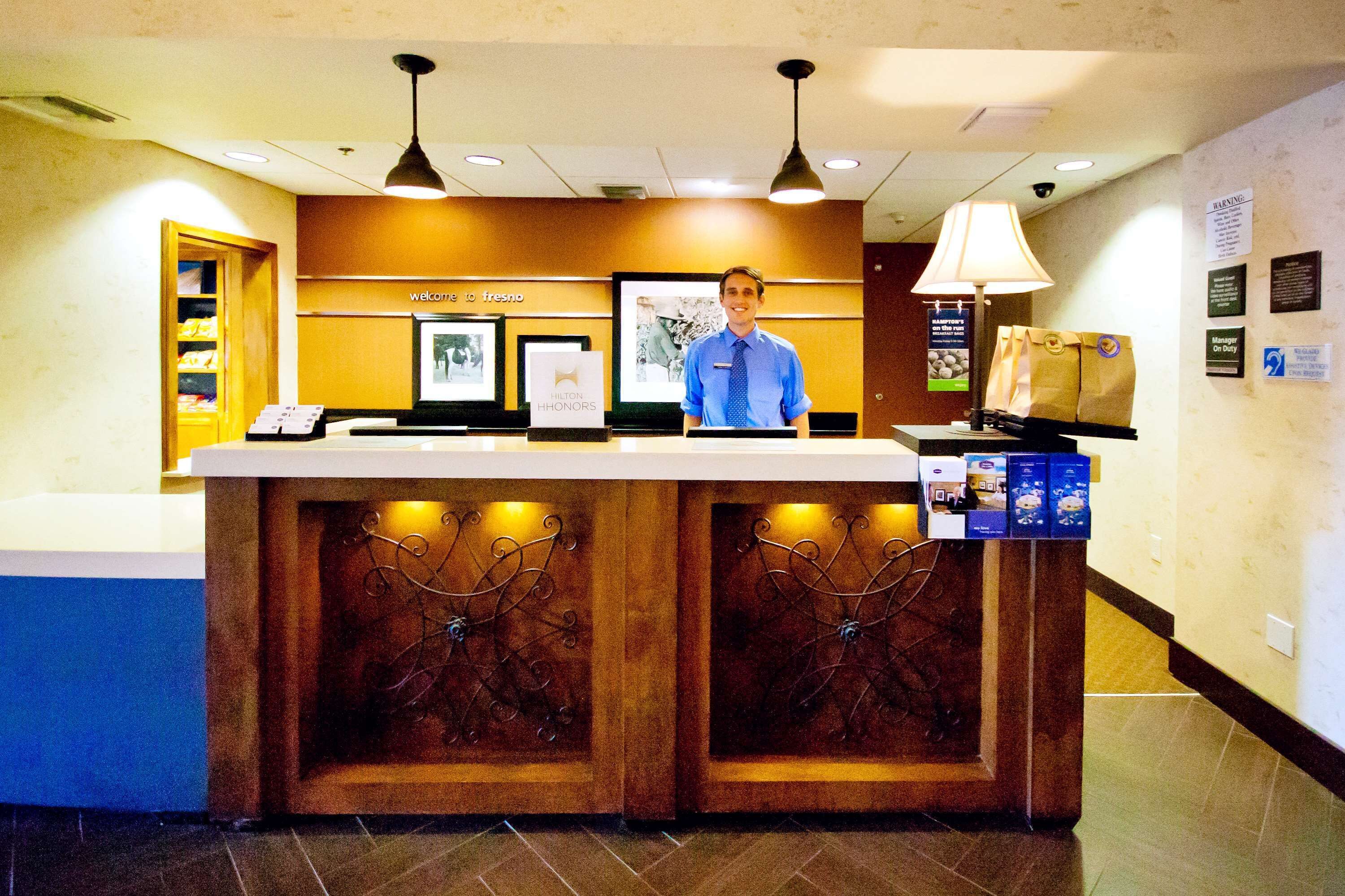 Hampton Inn & Suites Fresno Hampton Inn & Suites Fresno