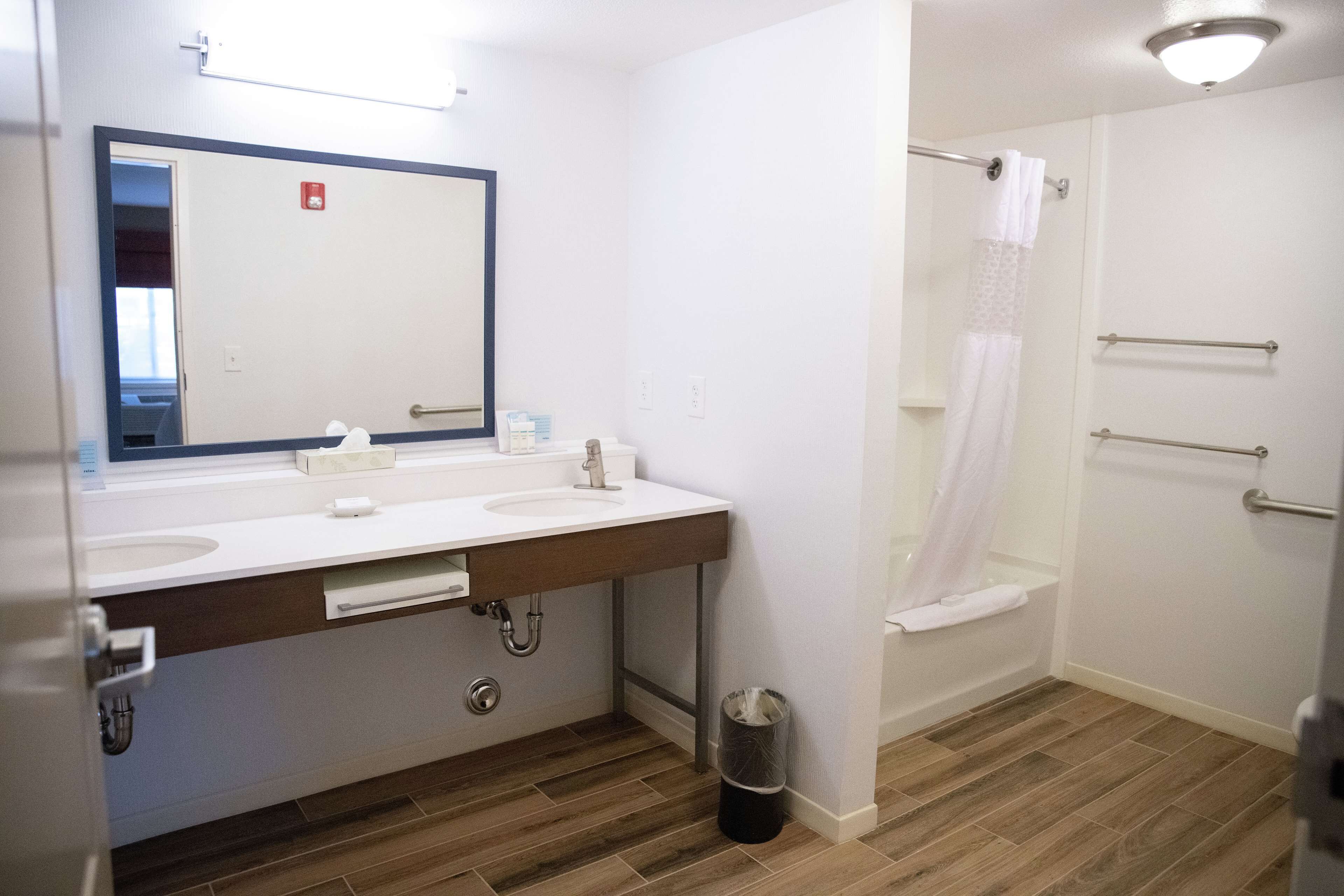 Hampton Inn & Suites Fresno Hampton Inn & Suites Fresno