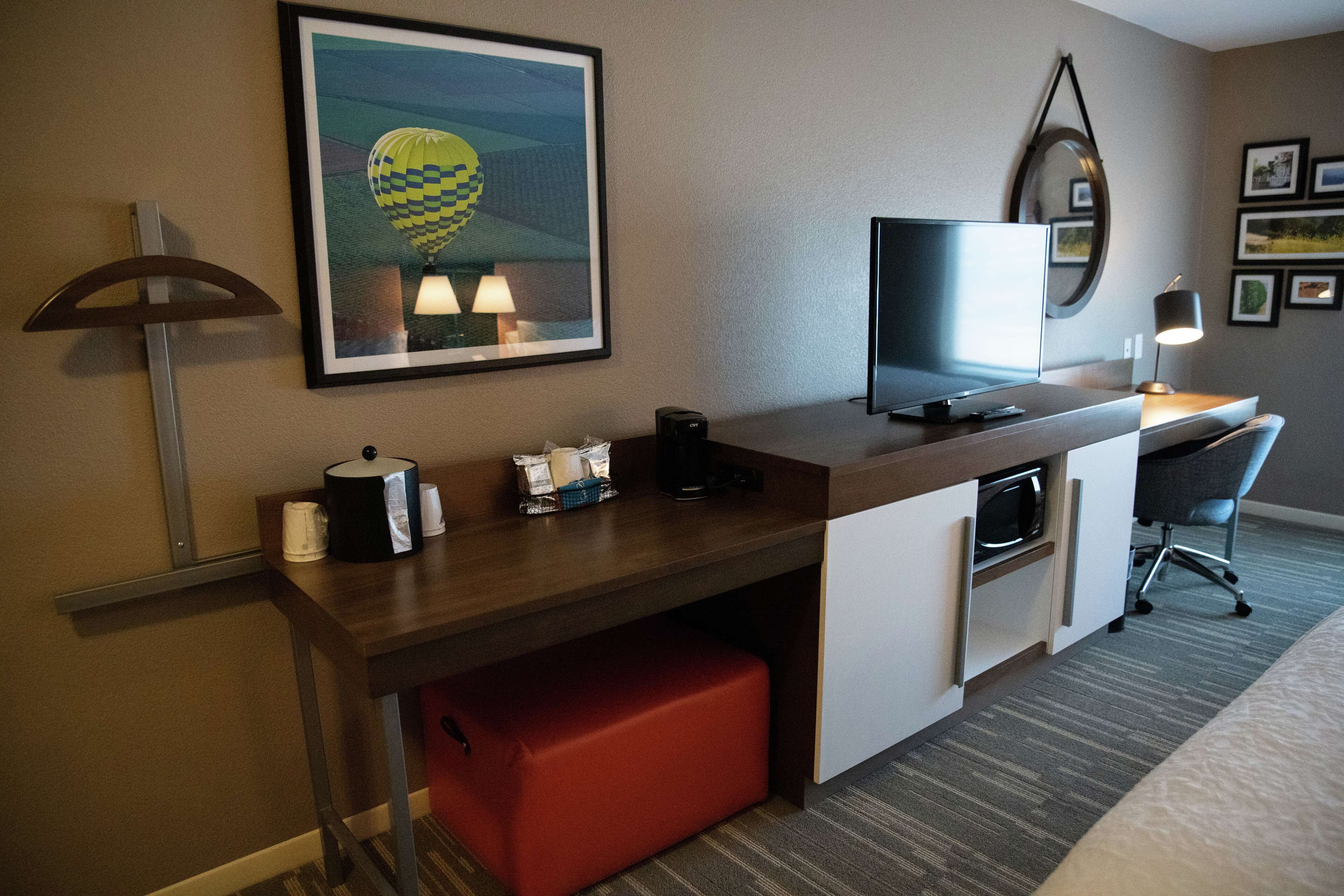 Hampton Inn & Suites Fresno Hampton Inn & Suites Fresno