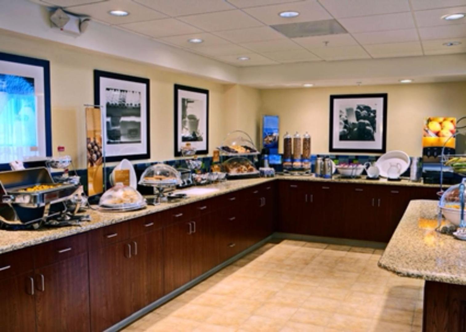 Hampton Inn & Suites Lancaster Hampton Inn & Suites Lancaster