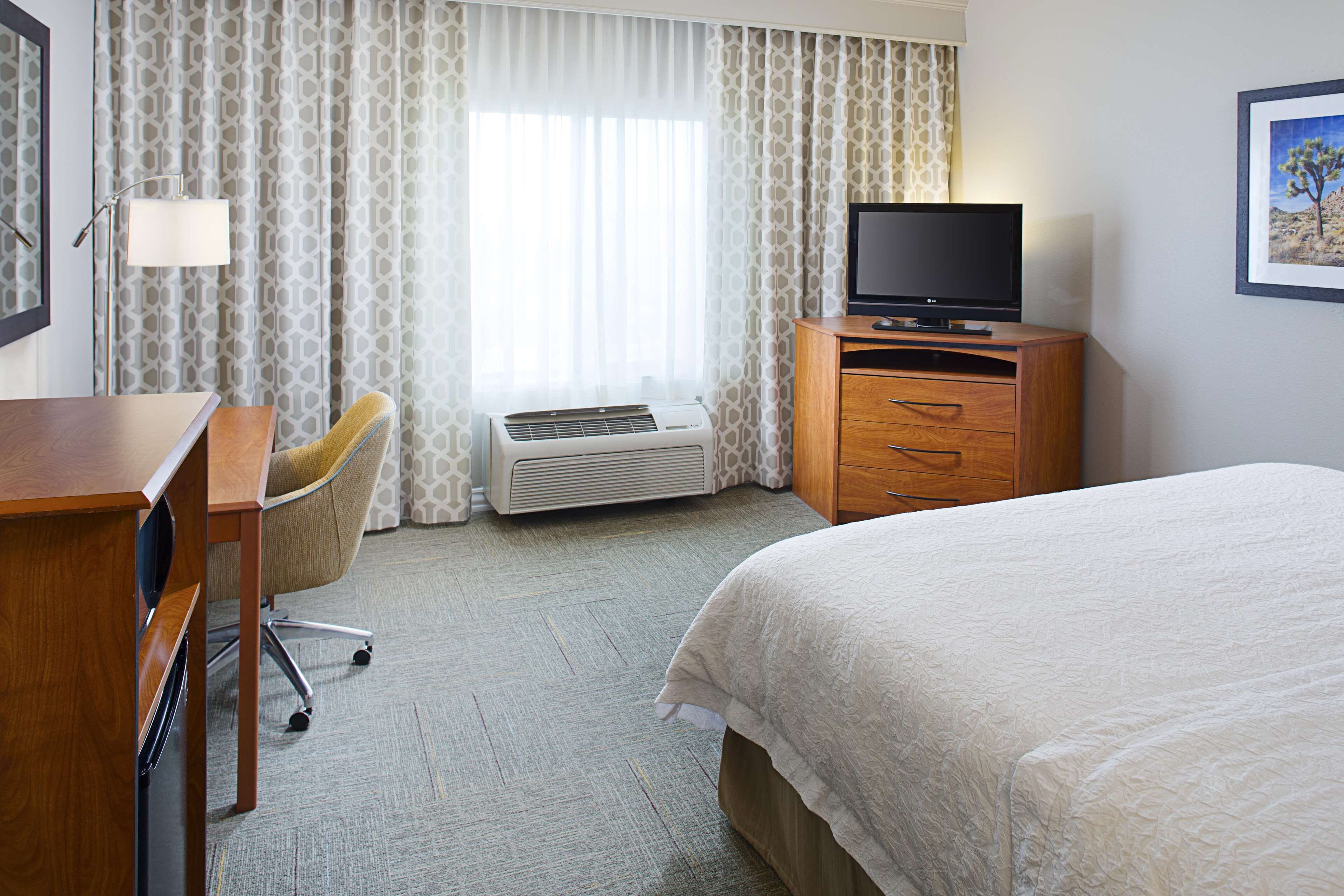 Hampton Inn & Suites Lancaster Hampton Inn & Suites Lancaster