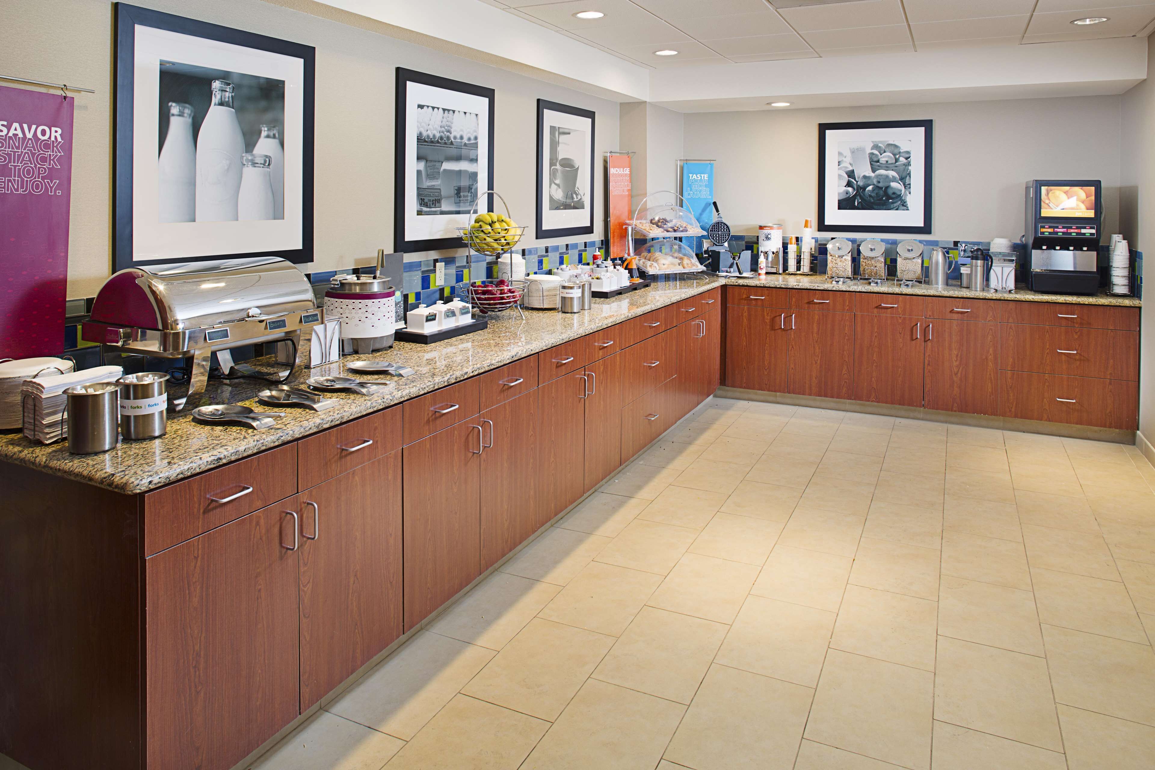 Hampton Inn & Suites Lancaster Hampton Inn & Suites Lancaster