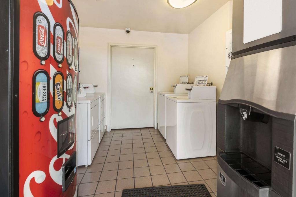 Best Western Plus Frontier Motel Best Western Plus Frontier Motel