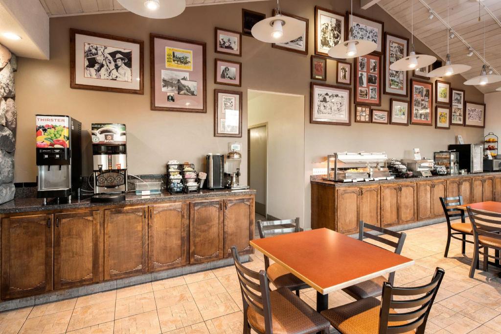 Best Western Plus Frontier Motel Best Western Plus Frontier Motel