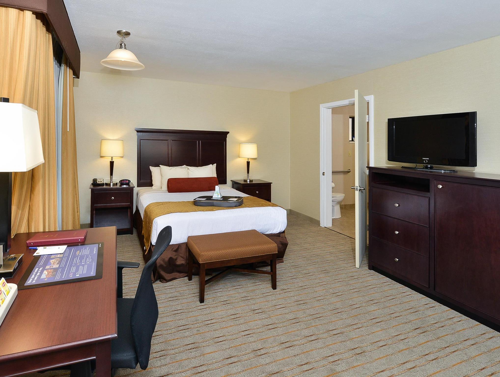 Best Western Plus Frontier Motel Best Western Plus Frontier Motel