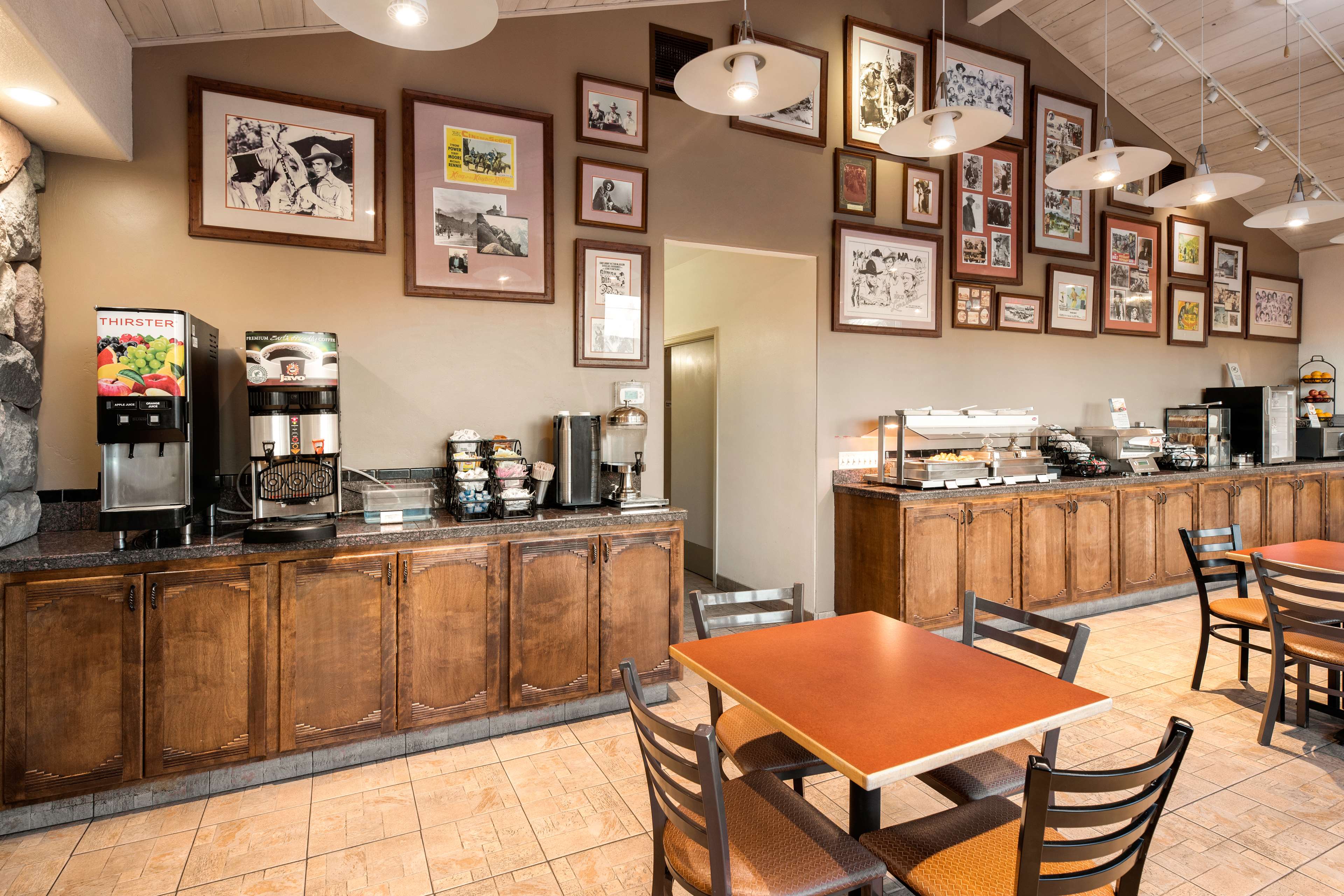 Best Western Plus Frontier Motel Best Western Plus Frontier Motel