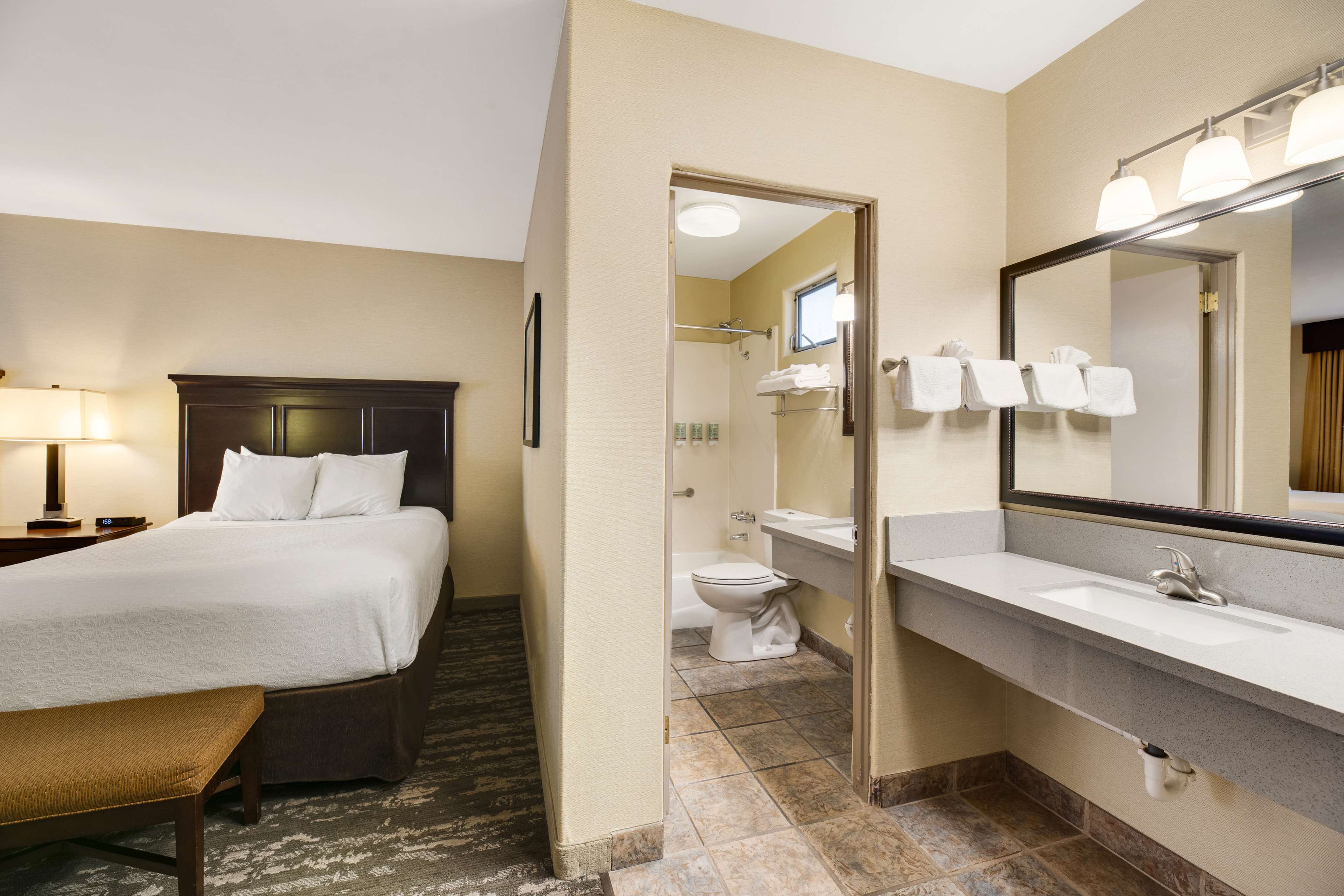 Best Western Plus Frontier Motel Best Western Plus Frontier Motel