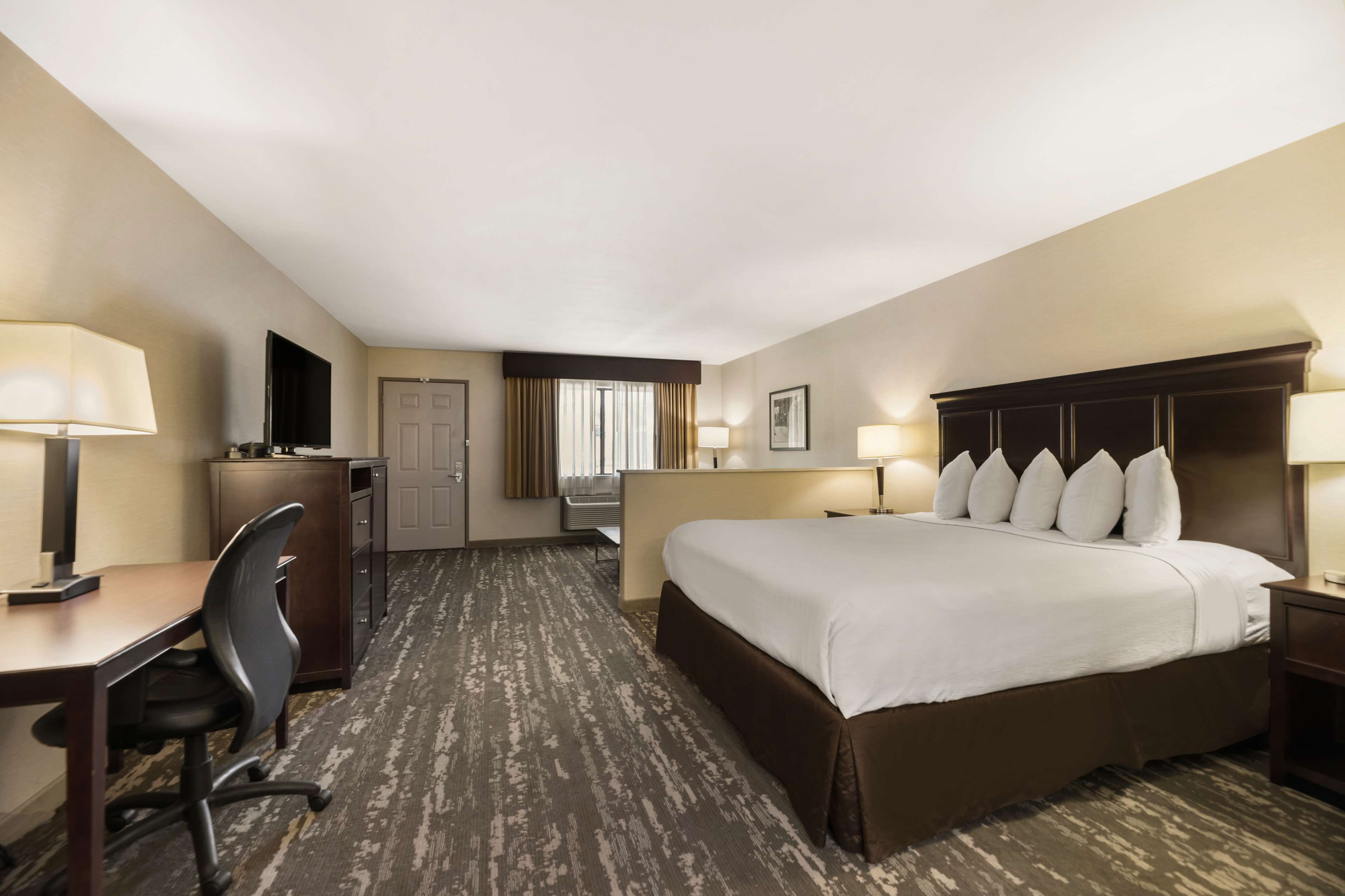 Best Western Plus Frontier Motel Best Western Plus Frontier Motel