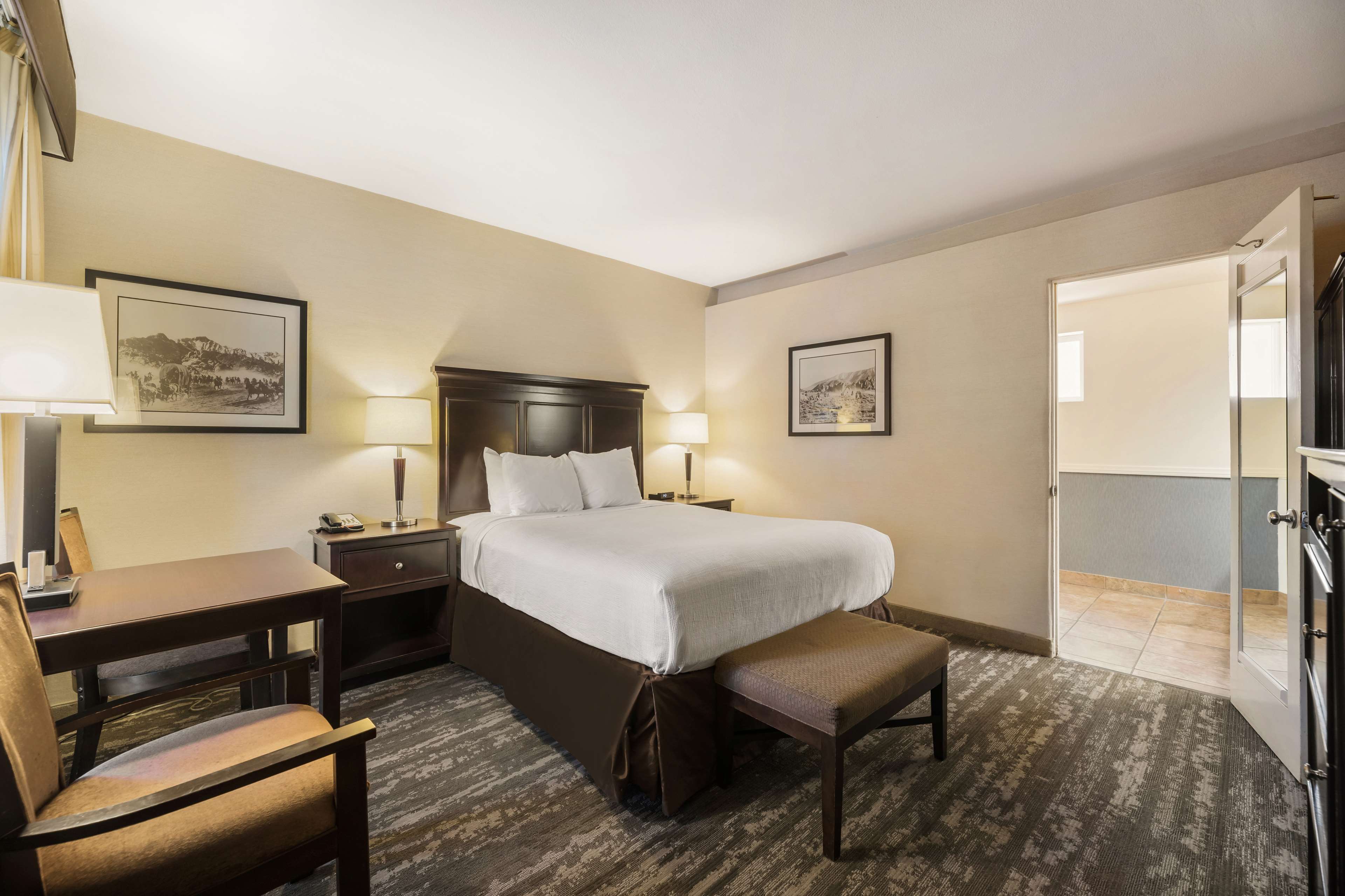 Best Western Plus Frontier Motel Best Western Plus Frontier Motel