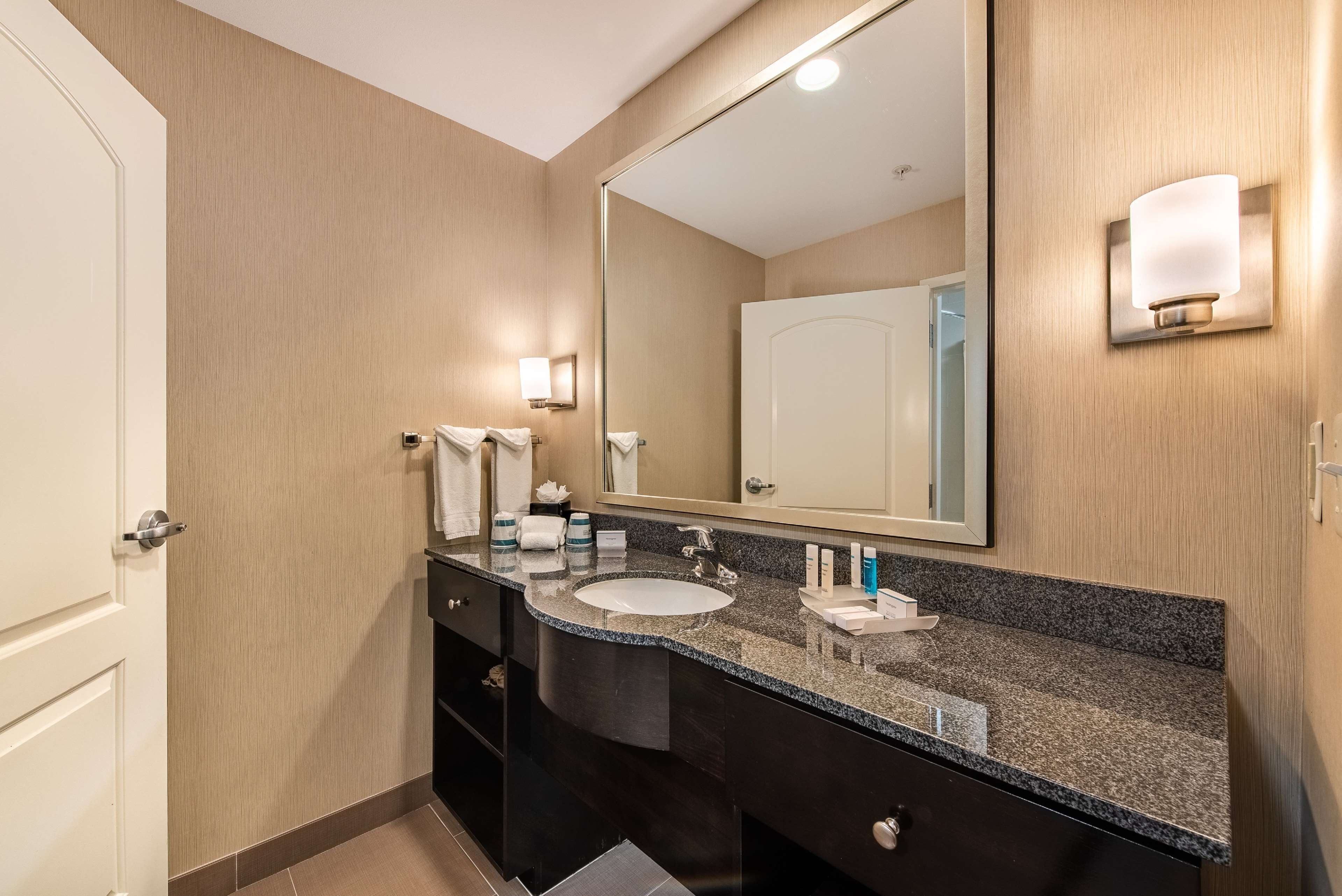 Homewood Suites by Hilton Oxnard Camarillo Homewood Suites by Hilton Oxnard Camarillo