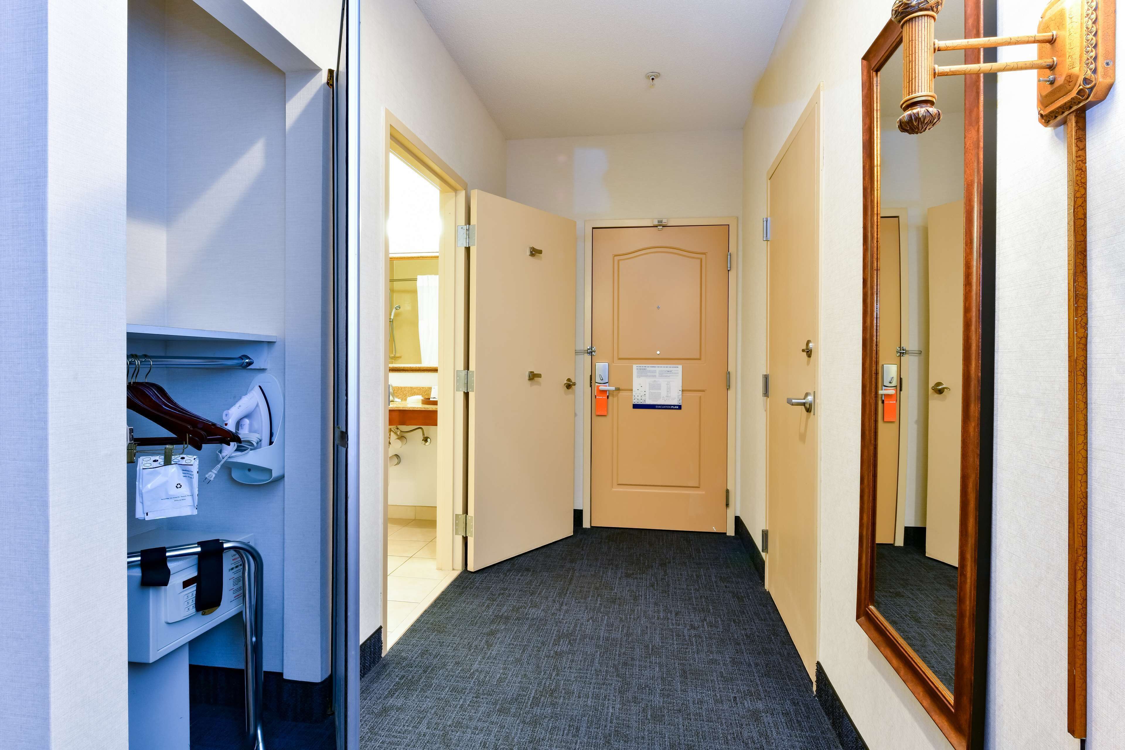 Hampton Inn & Suites Pittsburg Hampton Inn & Suites Pittsburg