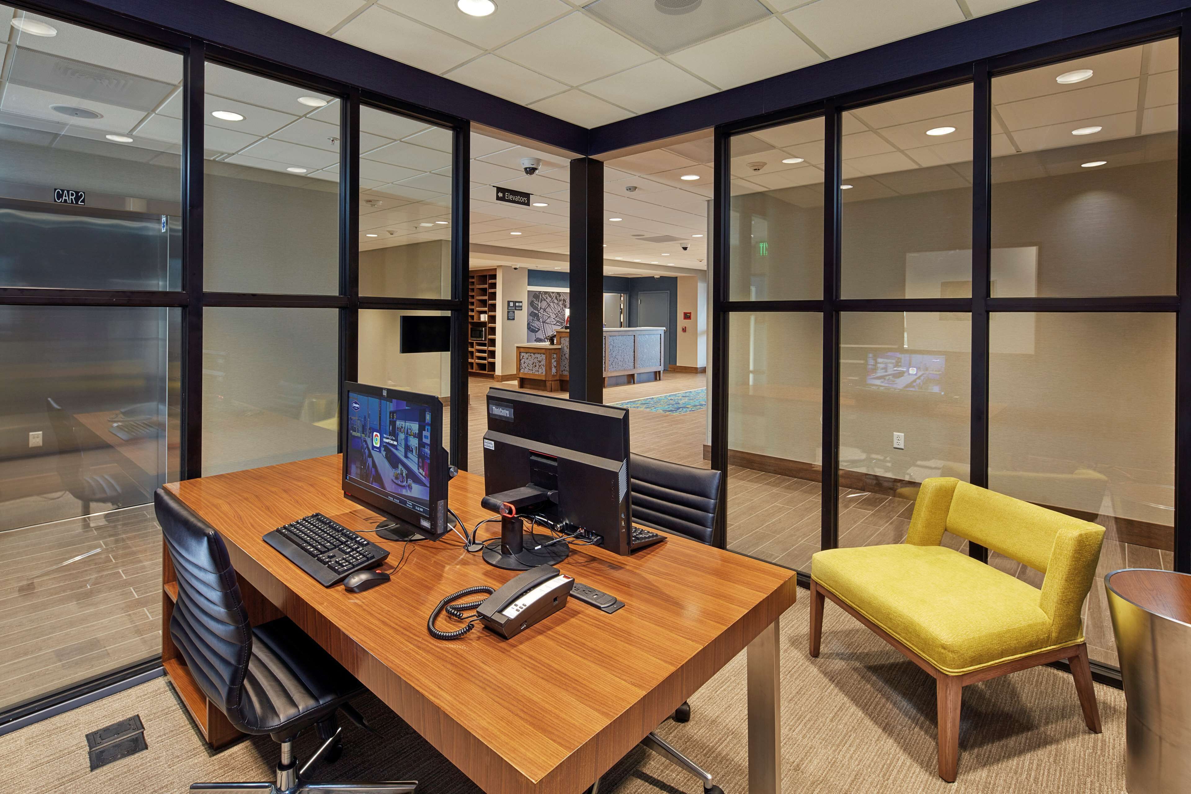 Hampton Inn & Suites Sacramento at Csus Hampton Inn & Suites Sacramento at Csus