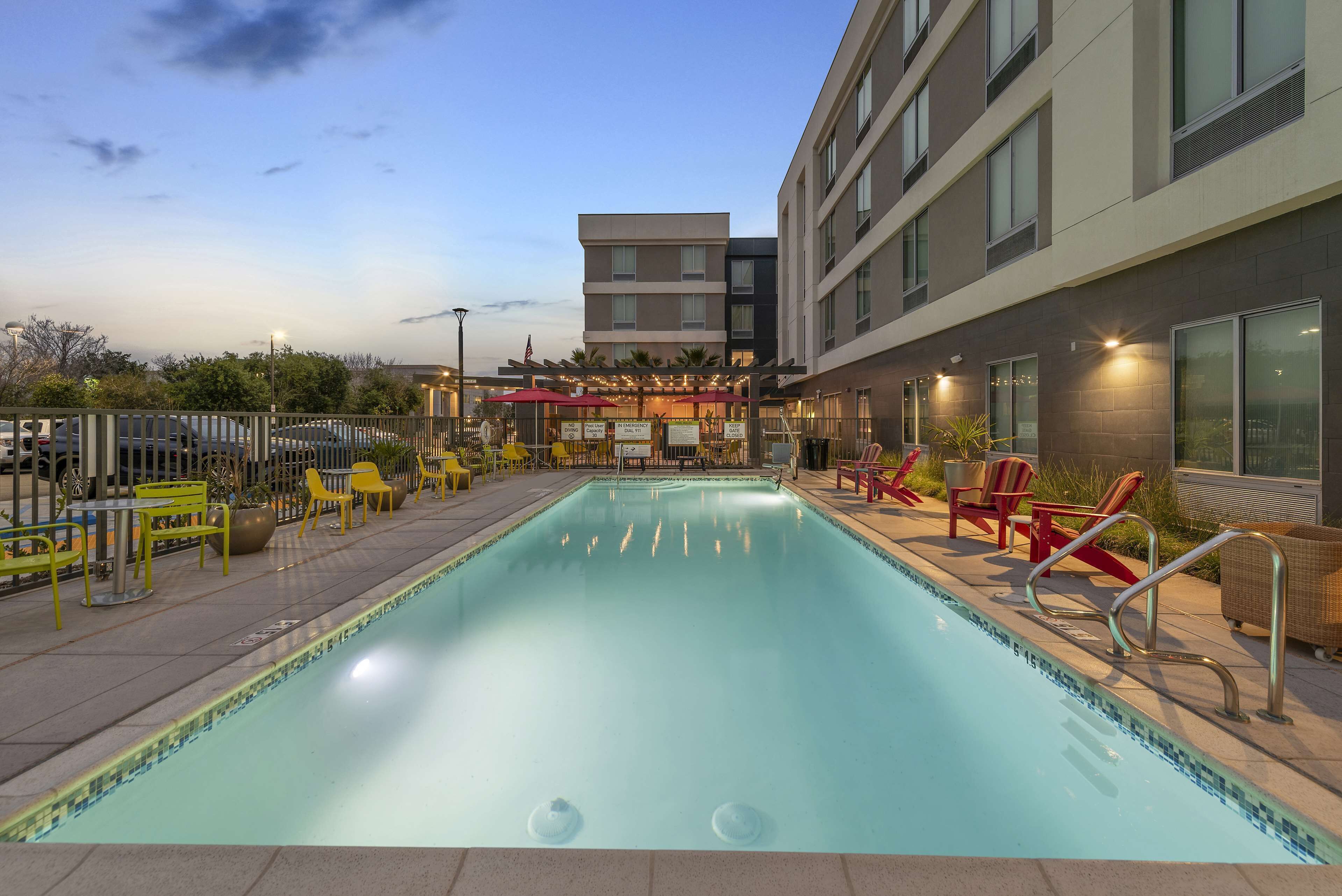 Home2 Suites by Hilton San Bernardino