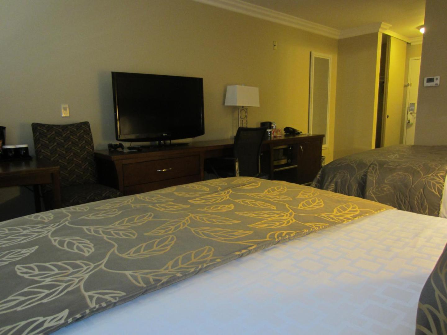 Days Inn by Wyndham San Diego Hotel Circle Days Inn by Wyndham San Diego Hotel Circle