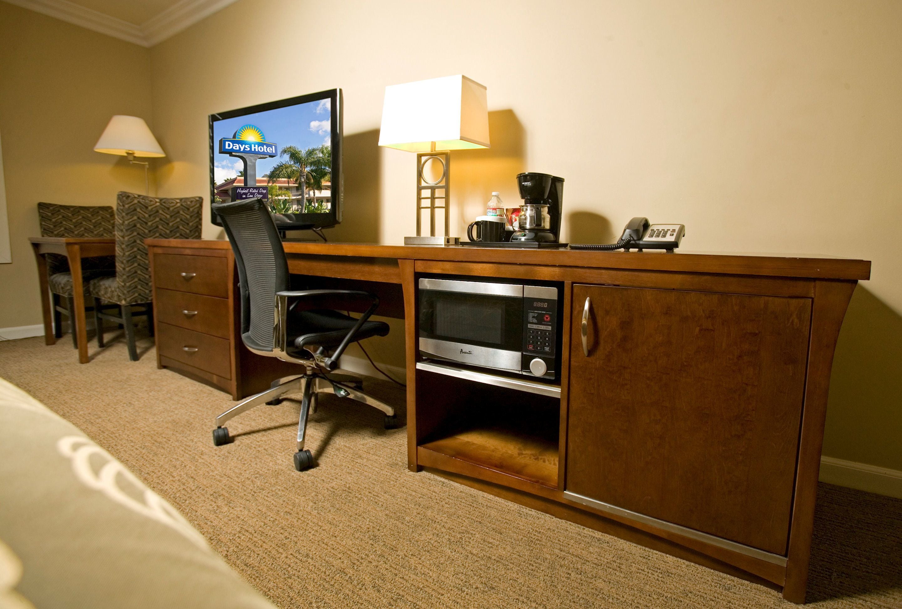 Days Inn by Wyndham San Diego Hotel Circle Days Inn by Wyndham San Diego Hotel Circle