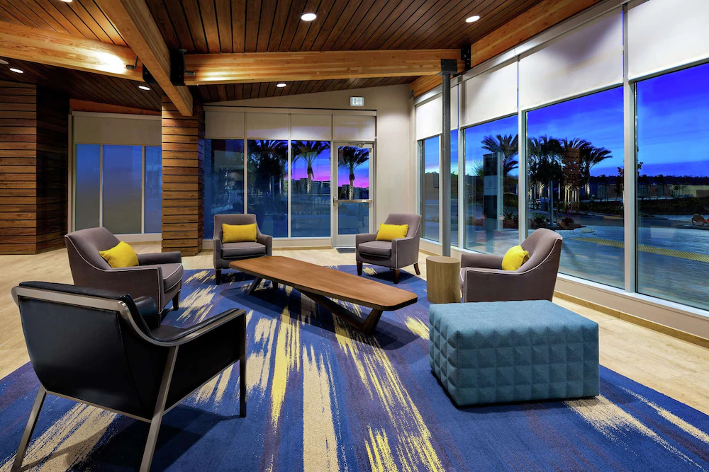 Hampton Inn & Suites San Diego Airport Liberty Station Hampton Inn & Suites San Diego Airport Liberty Station