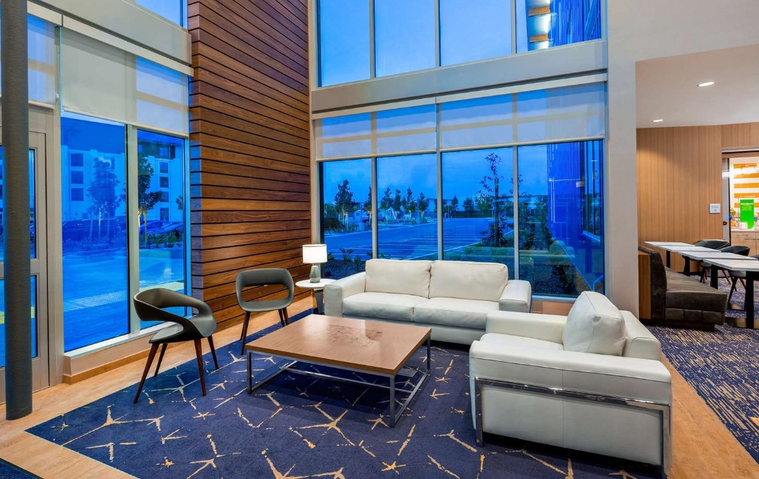 Hampton Inn & Suites San Diego Airport Liberty Station Hampton Inn & Suites San Diego Airport Liberty Station