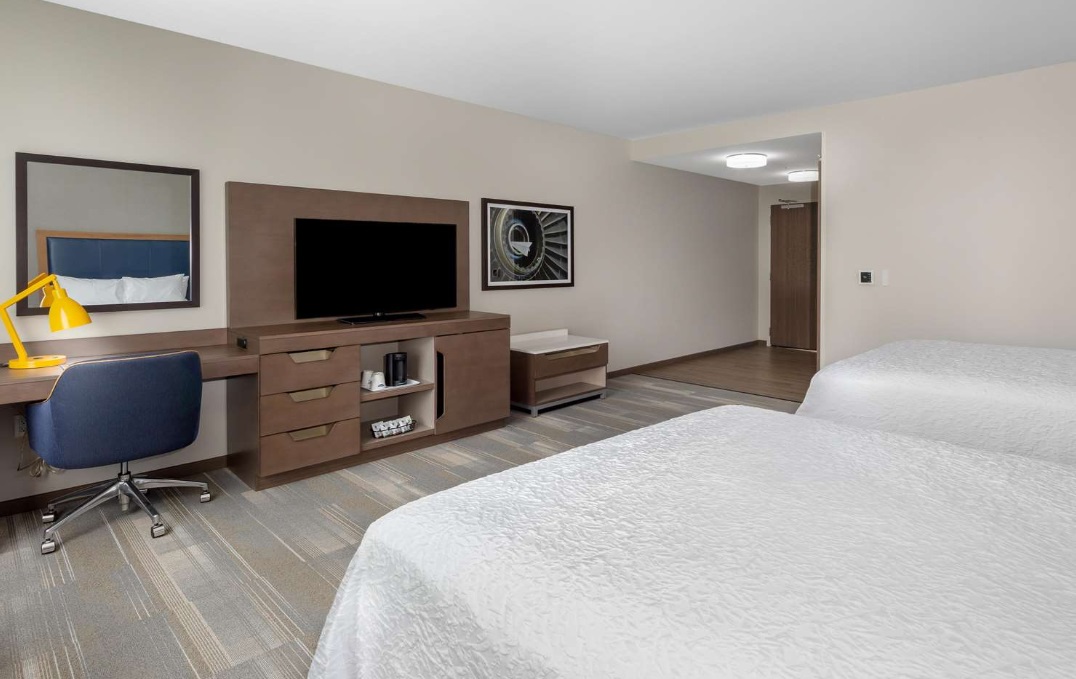 Hampton Inn & Suites San Diego Airport Liberty Station Hampton Inn & Suites San Diego Airport Liberty Station