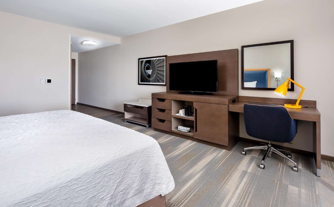 Hampton Inn & Suites San Diego Airport Liberty Station Hampton Inn & Suites San Diego Airport Liberty Station