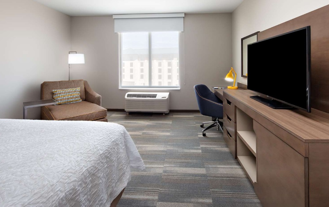 Hampton Inn & Suites San Diego Airport Liberty Station Hampton Inn & Suites San Diego Airport Liberty Station