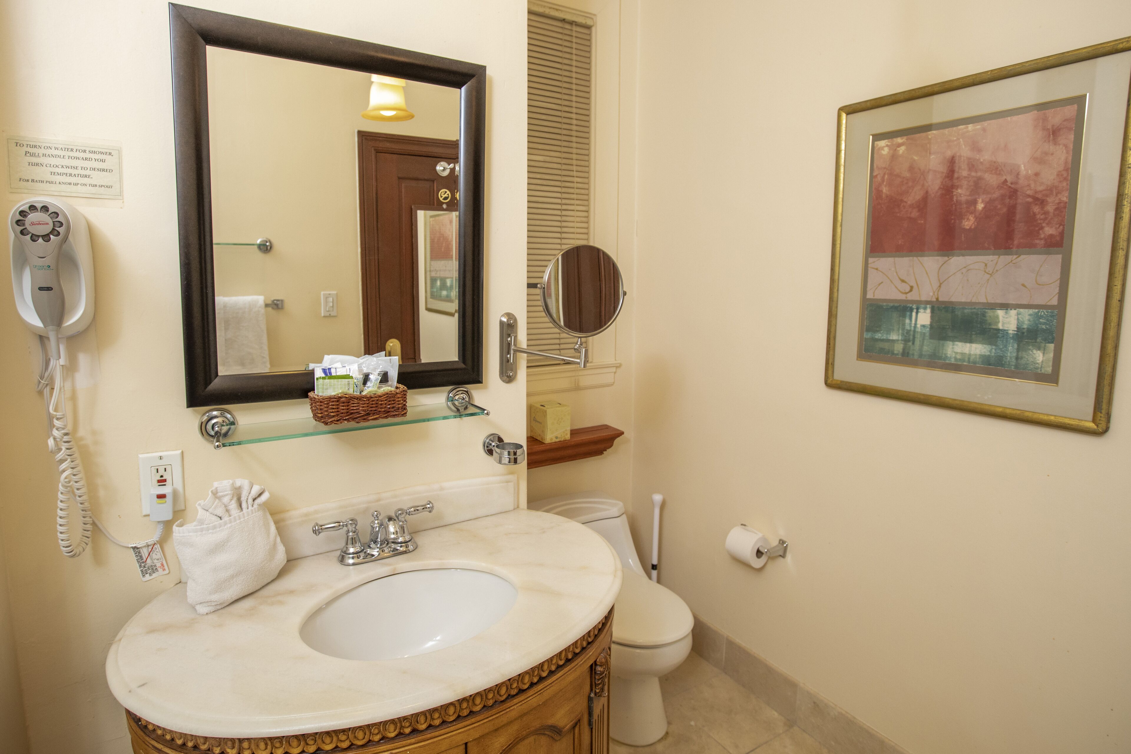 Washington Square Inn Washington Square Inn