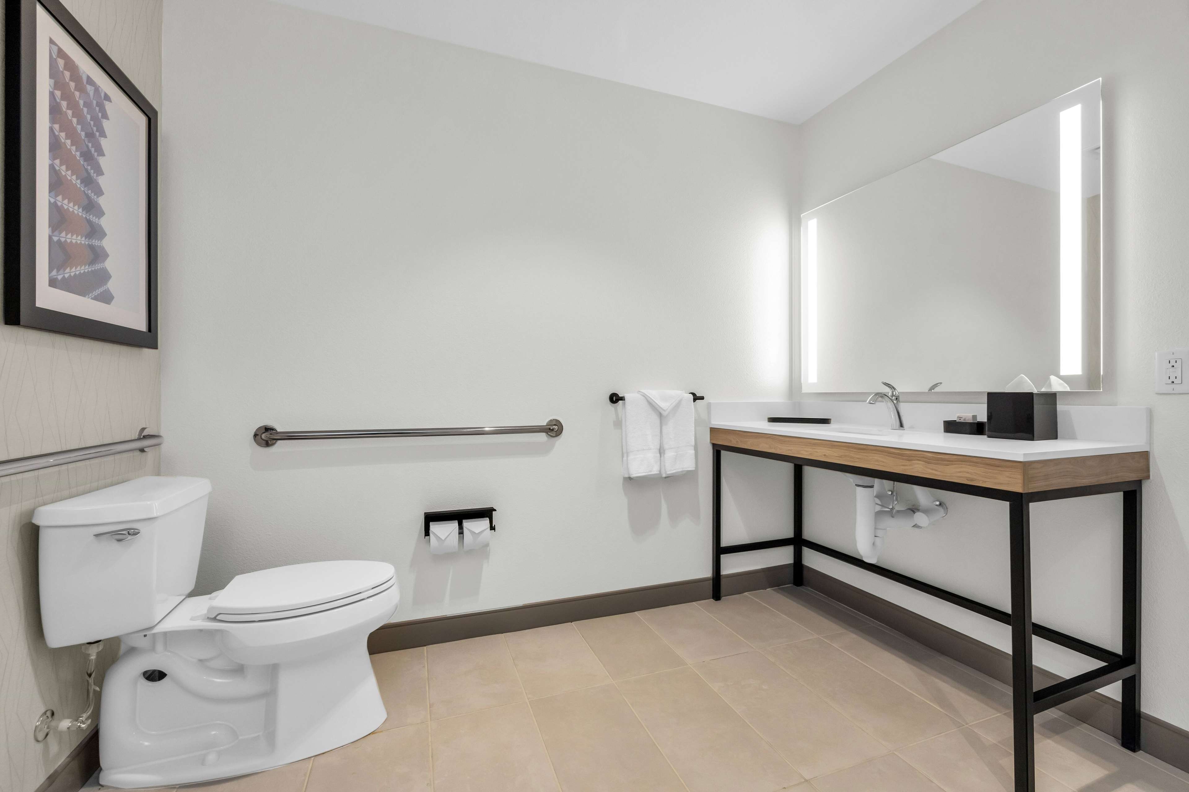 La Quinta Inn & Suites by Wyndham San Jose Airport-Downtown La Quinta Inn & Suites by Wyndham San Jose Airport-Downtown