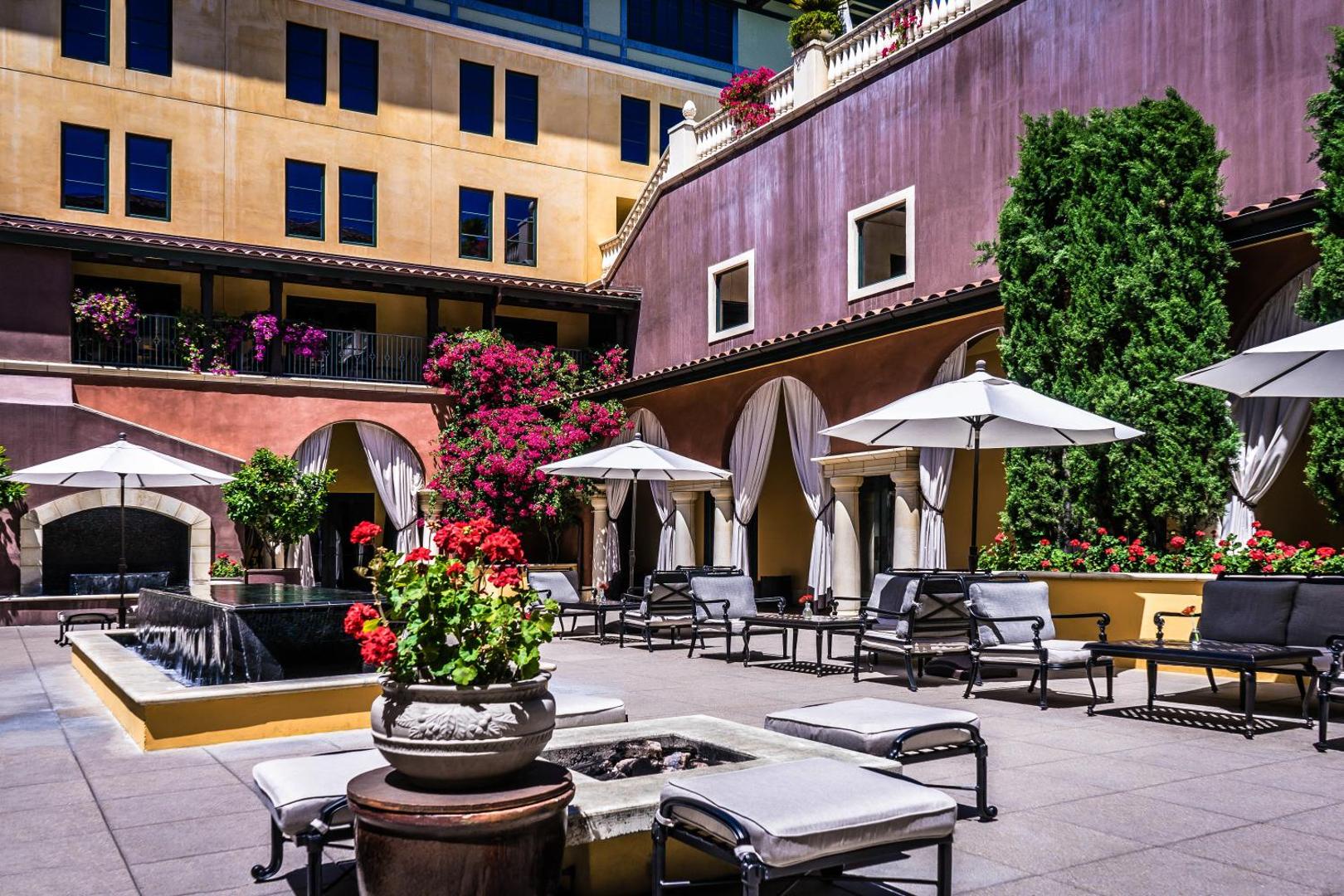 Valencia Santana Row Valencia Santana Row