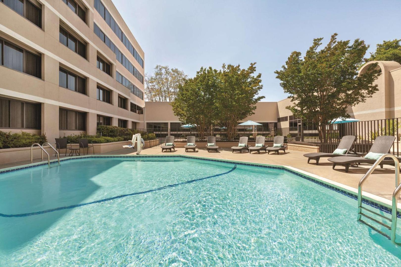 Radisson Hotel Sunnyvale – Silicon Valley Radisson Hotel Sunnyvale – Silicon Valley