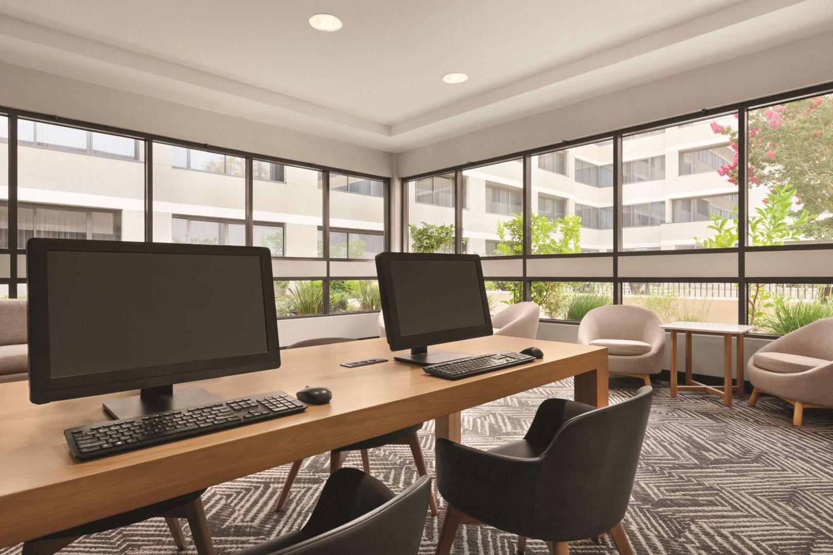 Radisson Hotel Sunnyvale – Silicon Valley Radisson Hotel Sunnyvale – Silicon Valley