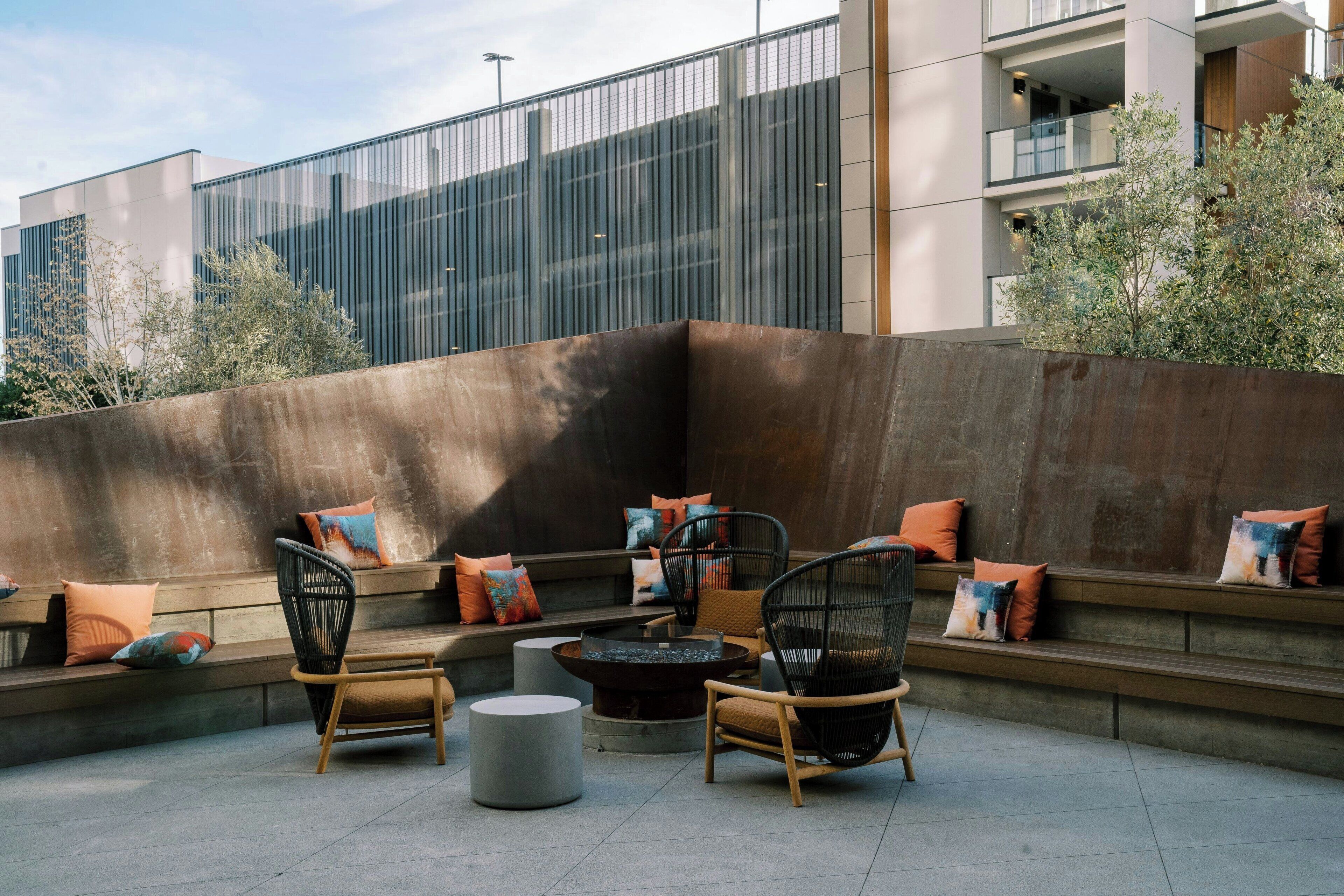 TETRA Hotel, Autograph Collection TETRA Hotel, Autograph Collection