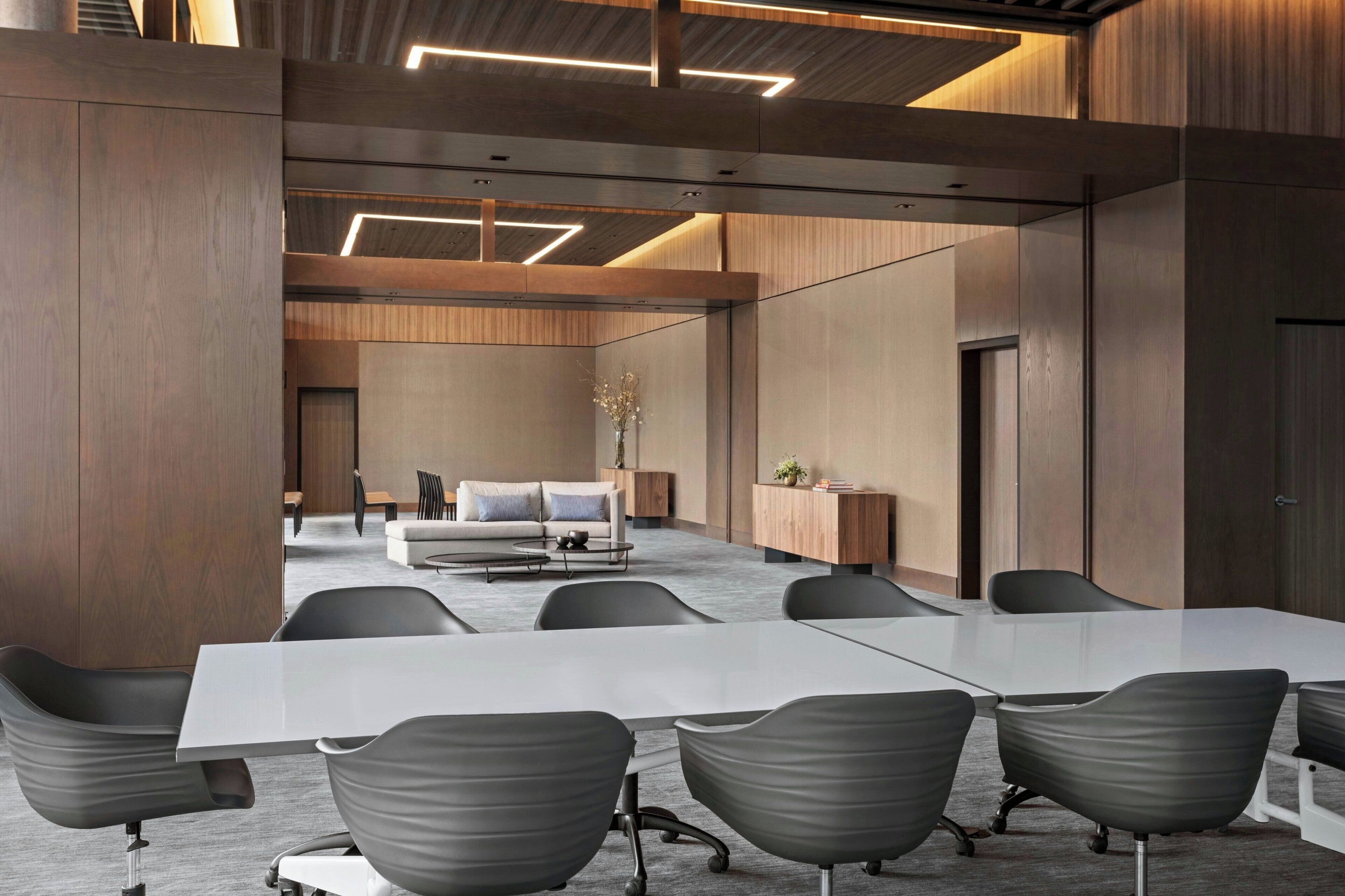 TETRA Hotel, Autograph Collection TETRA Hotel, Autograph Collection