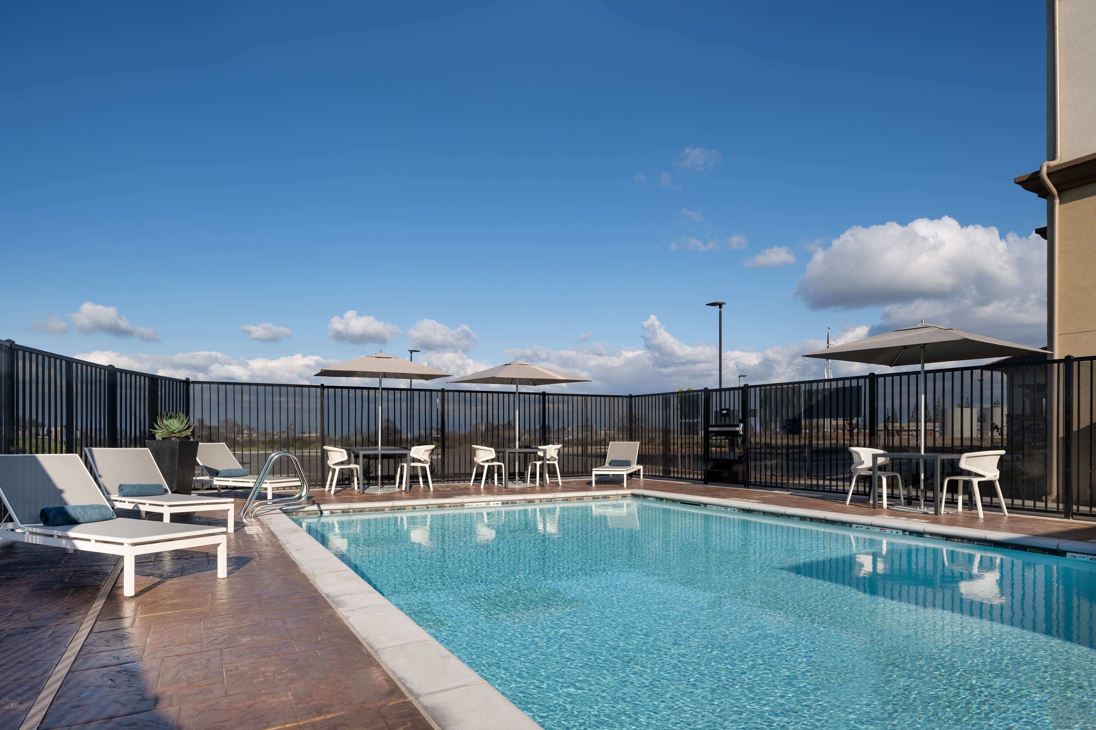 Hilton Garden Inn Visalia Hilton Garden Inn Visalia